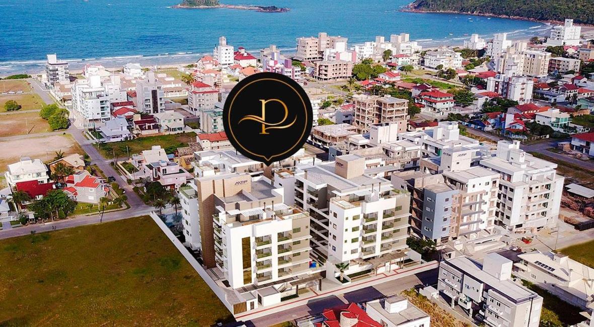 Cobertura Velejar em Condomínio Clube - com Área de Lazer view 2
