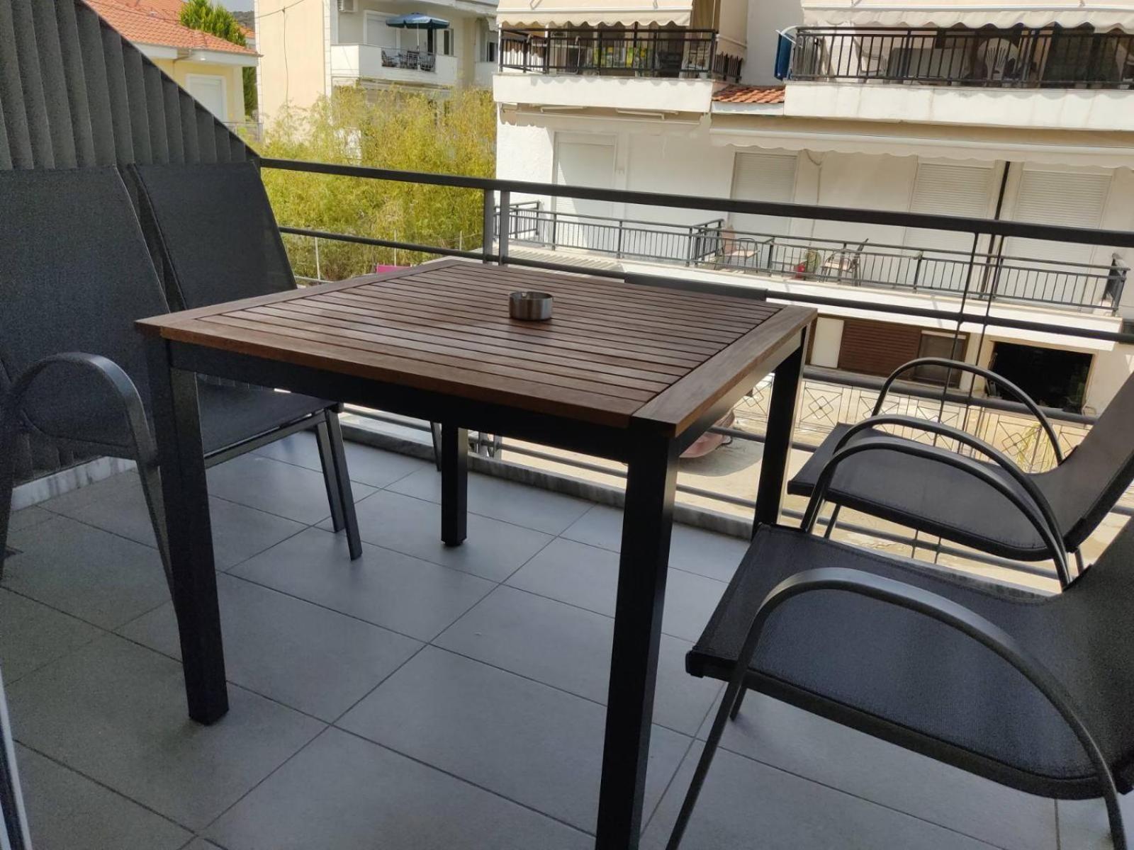 Athina View Studio view 3