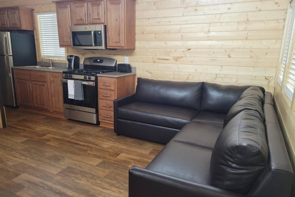 077 Tiny Home nr Grand Canyon South Rim Sleeps 8 view 4