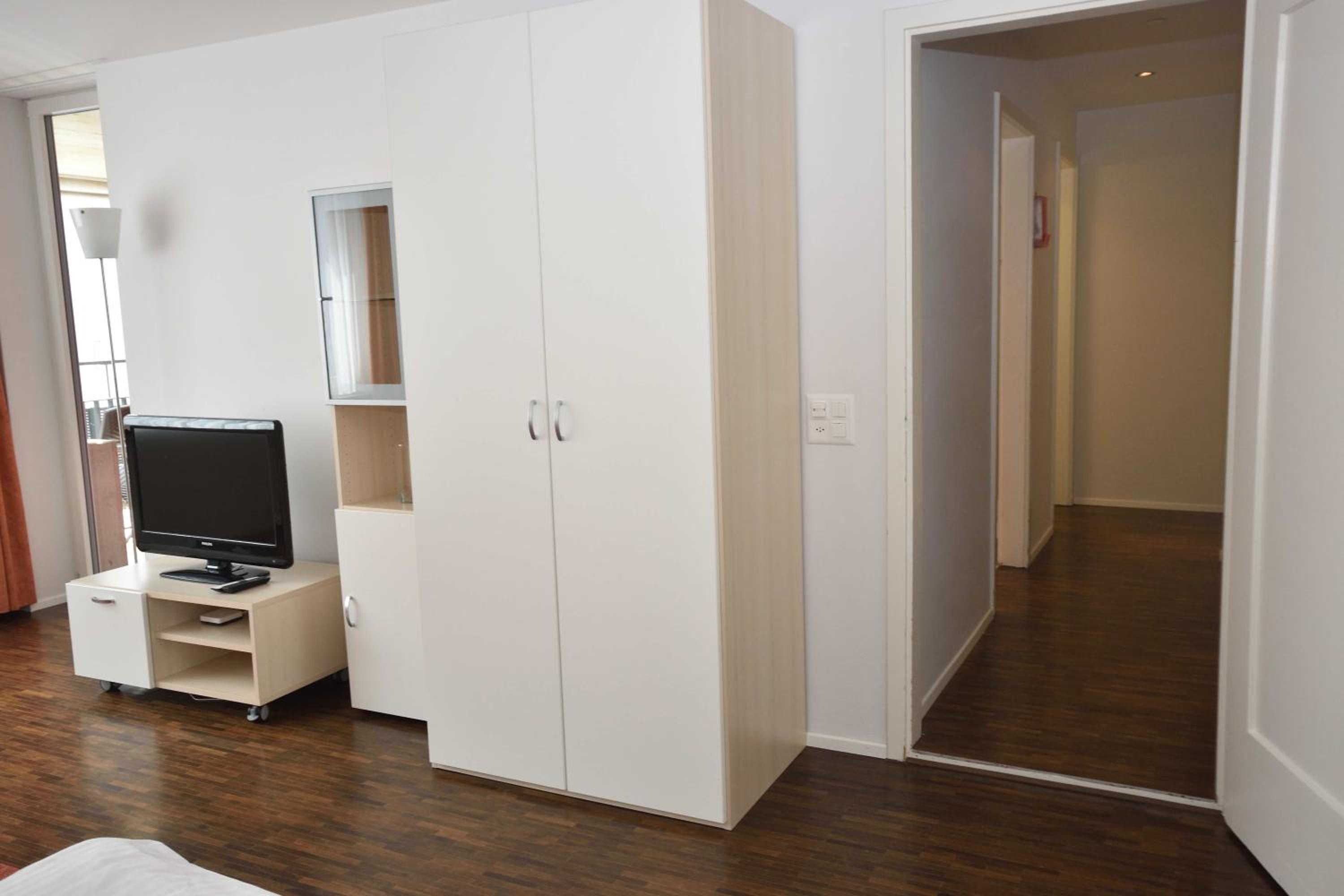 Stylish Studio near lake and Opera - Flower 22