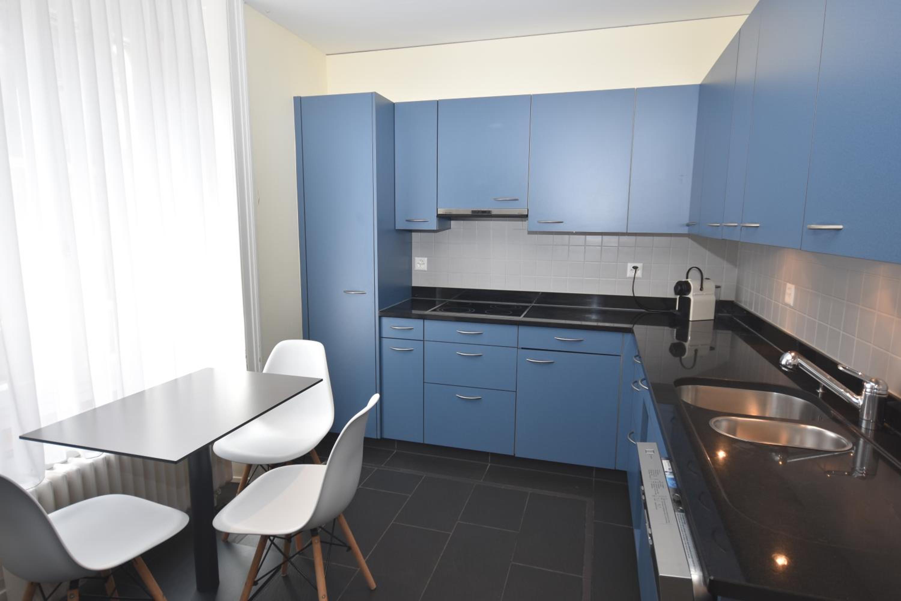 EXECUTIVE 3BR near Opera - PABS 4