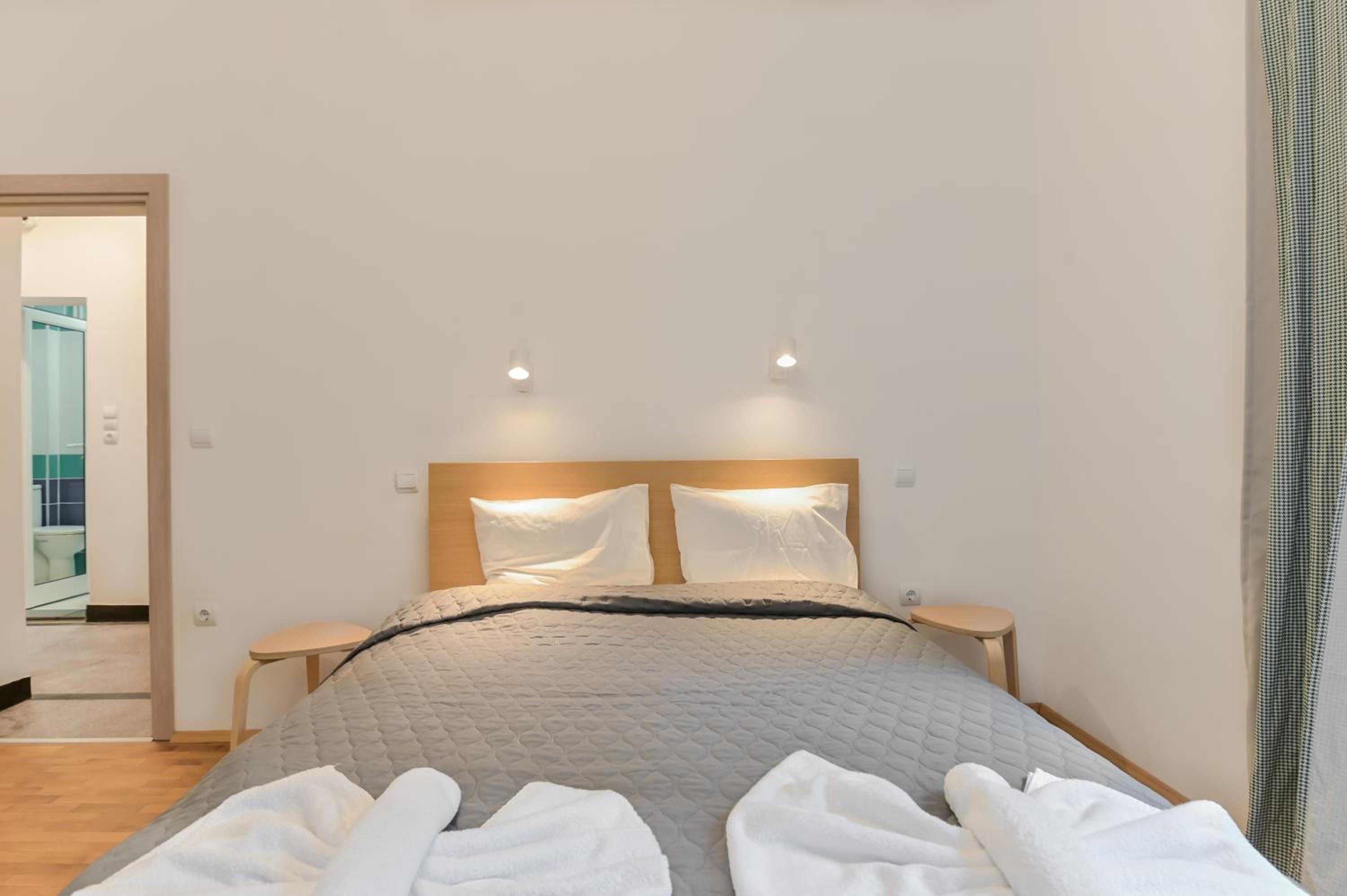 Bright 1BD Apartment - Steps from Vitosha Blvd by Flat Mаnager view 2