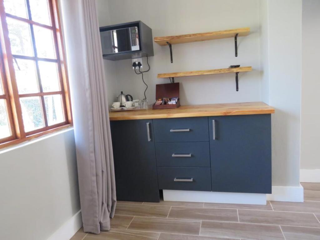 Sani Pass Manor Guest House view 3