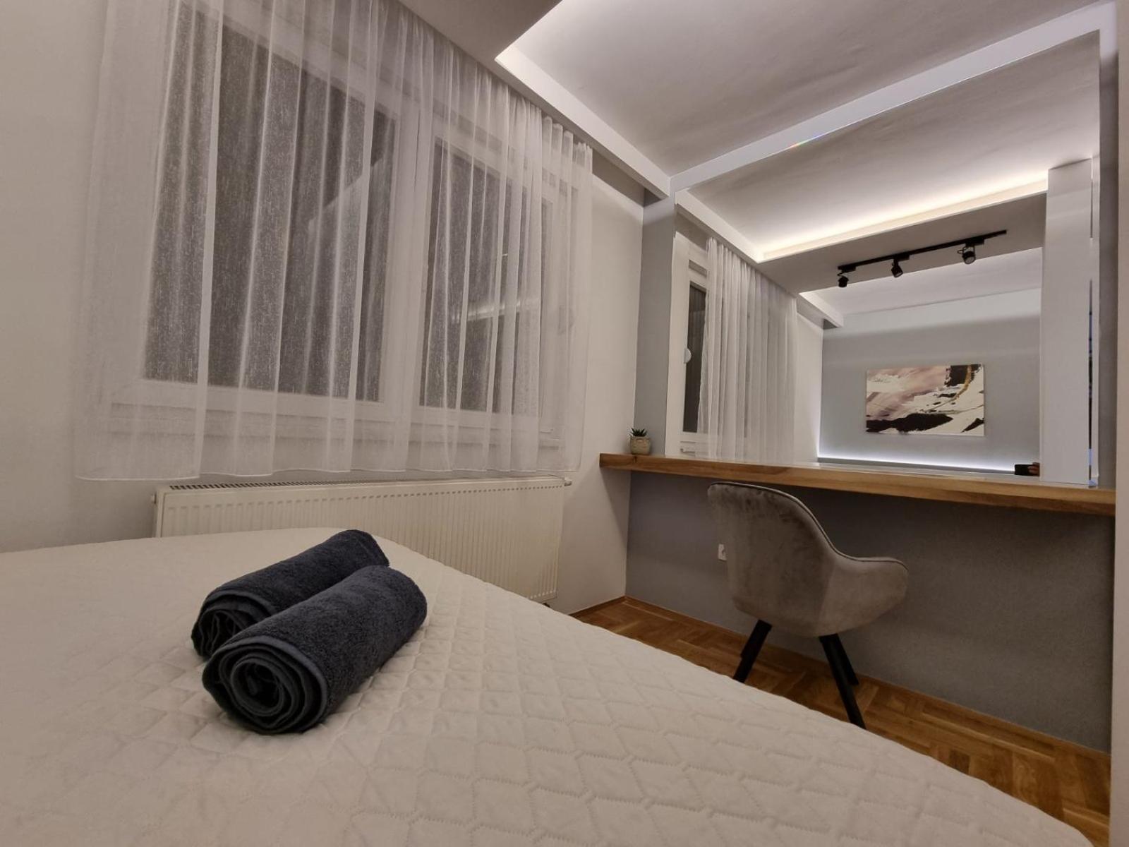 Studio Apartman Golden Lux 1 view 5