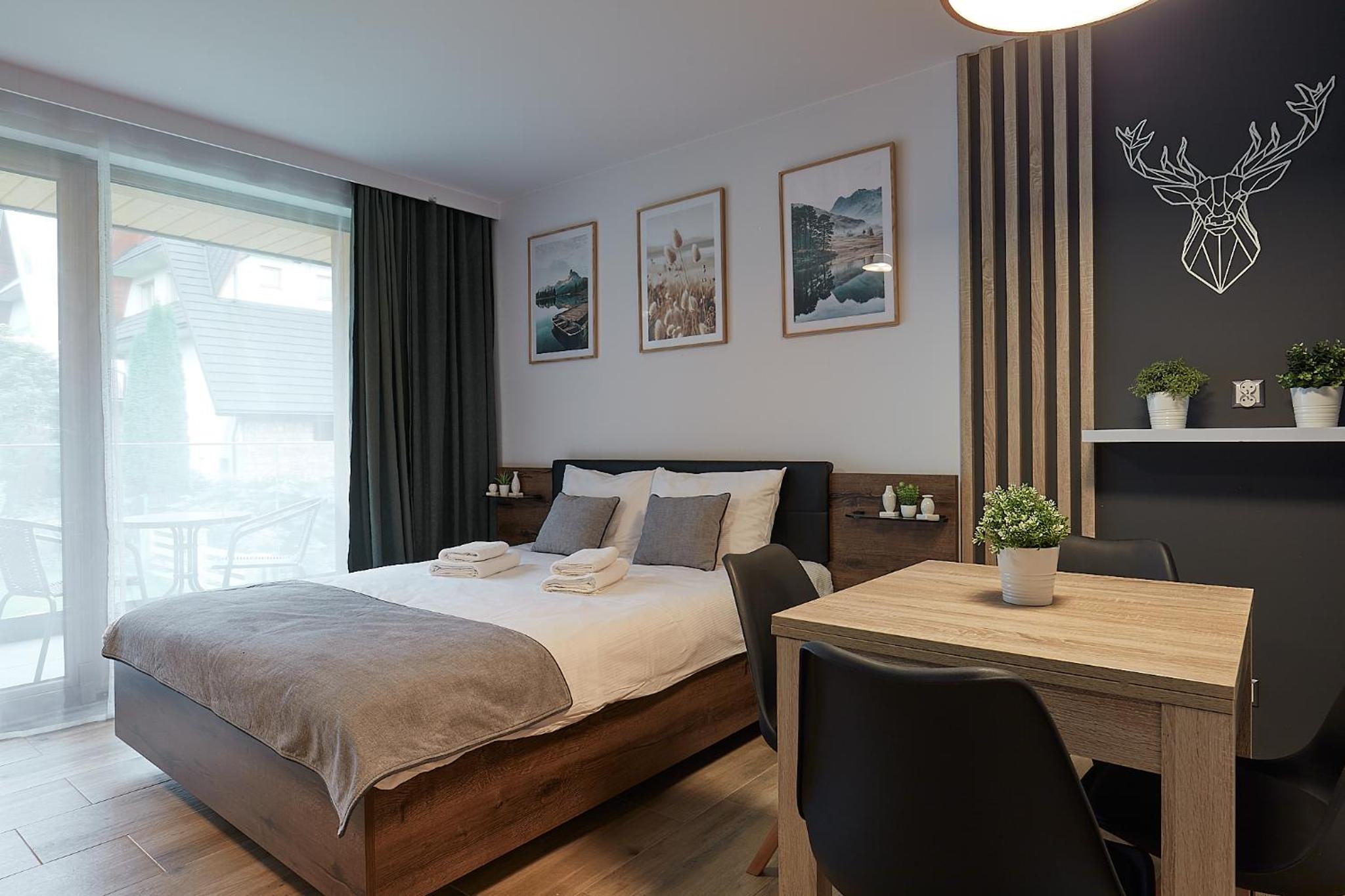 Tatra Square Apartments