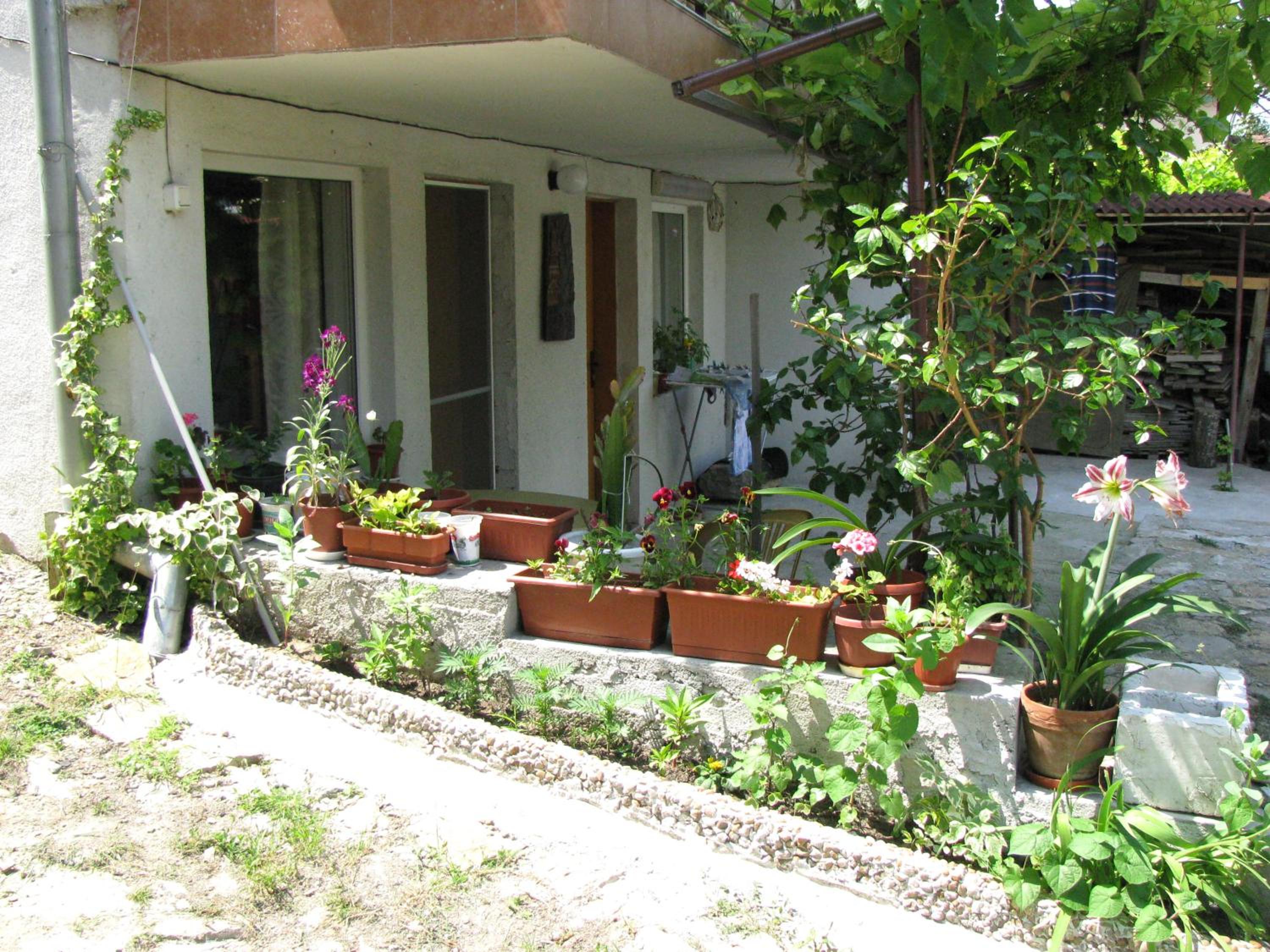 Family Guest House - 10 km from Veliko Tarnovo