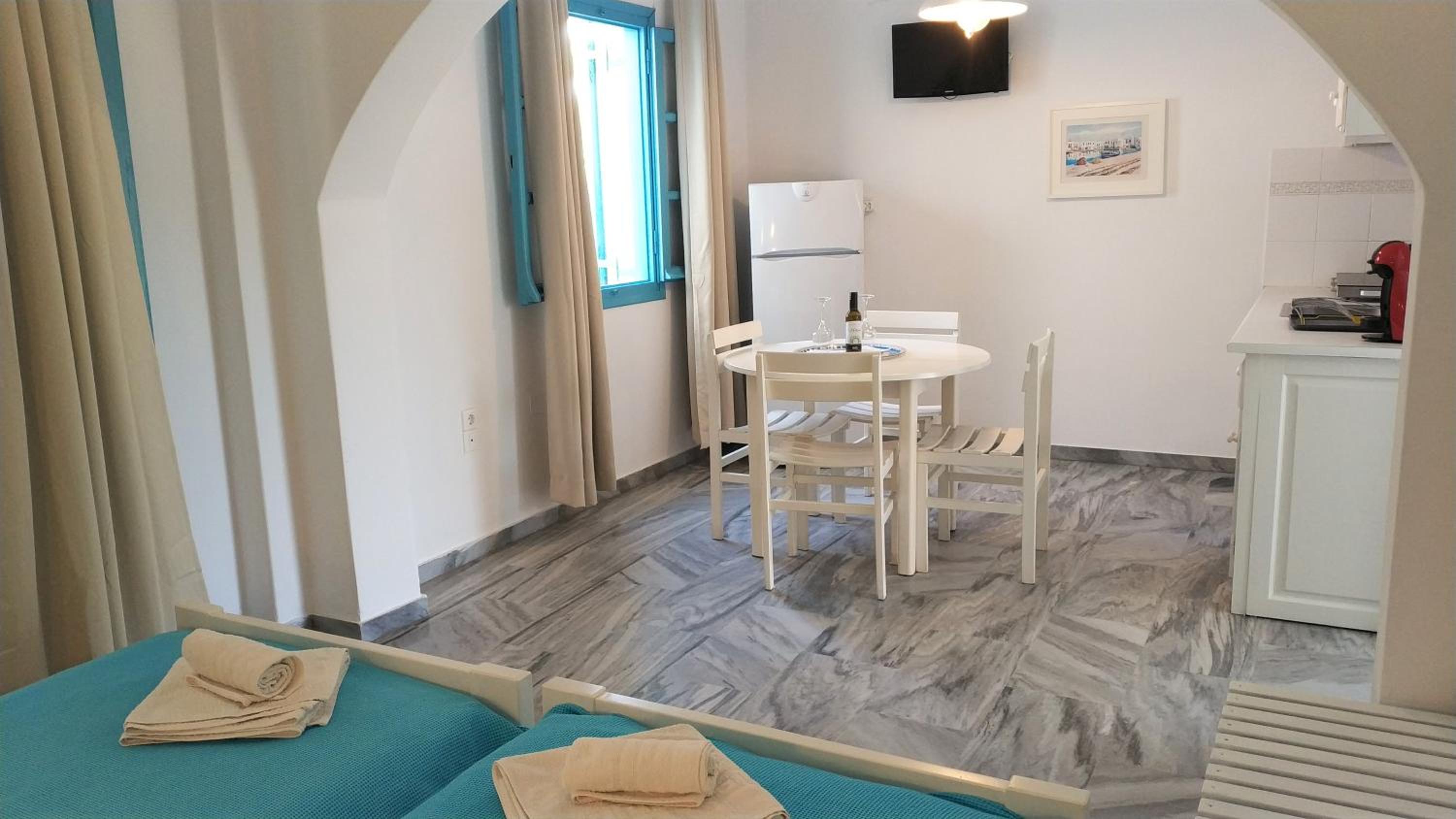 Ragousis Apartments