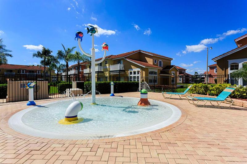 Family Getaway Townhome at Lake Berkley 15min to Disney view 3
