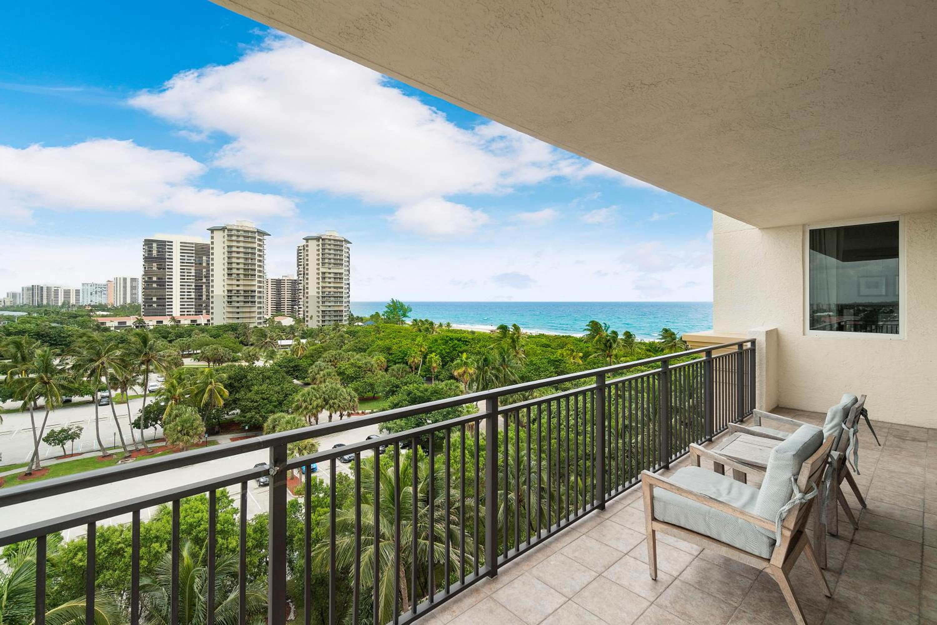 Palm Beach Singer Island Resort & Spa Luxury Suites