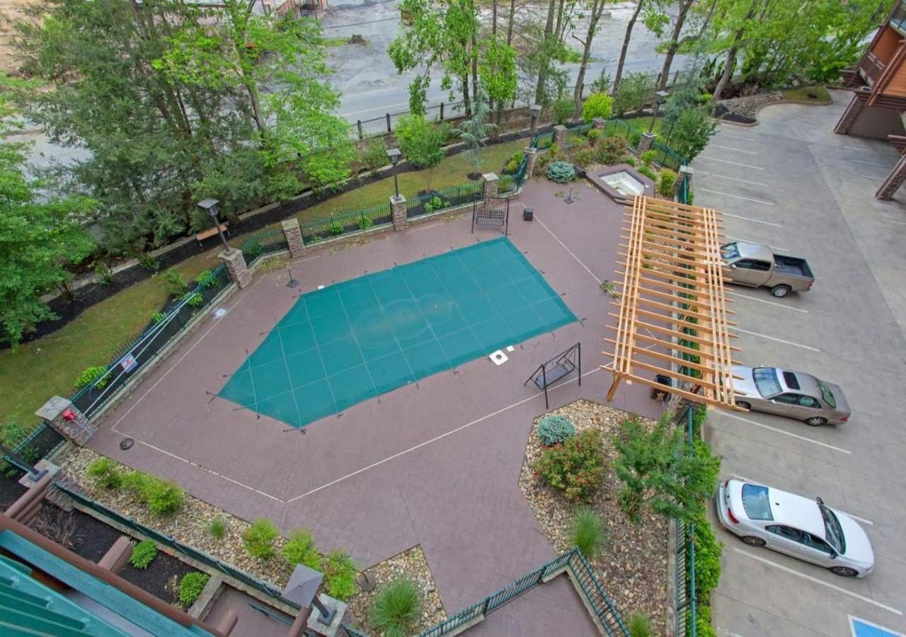 Baskins Creek Condos by TS