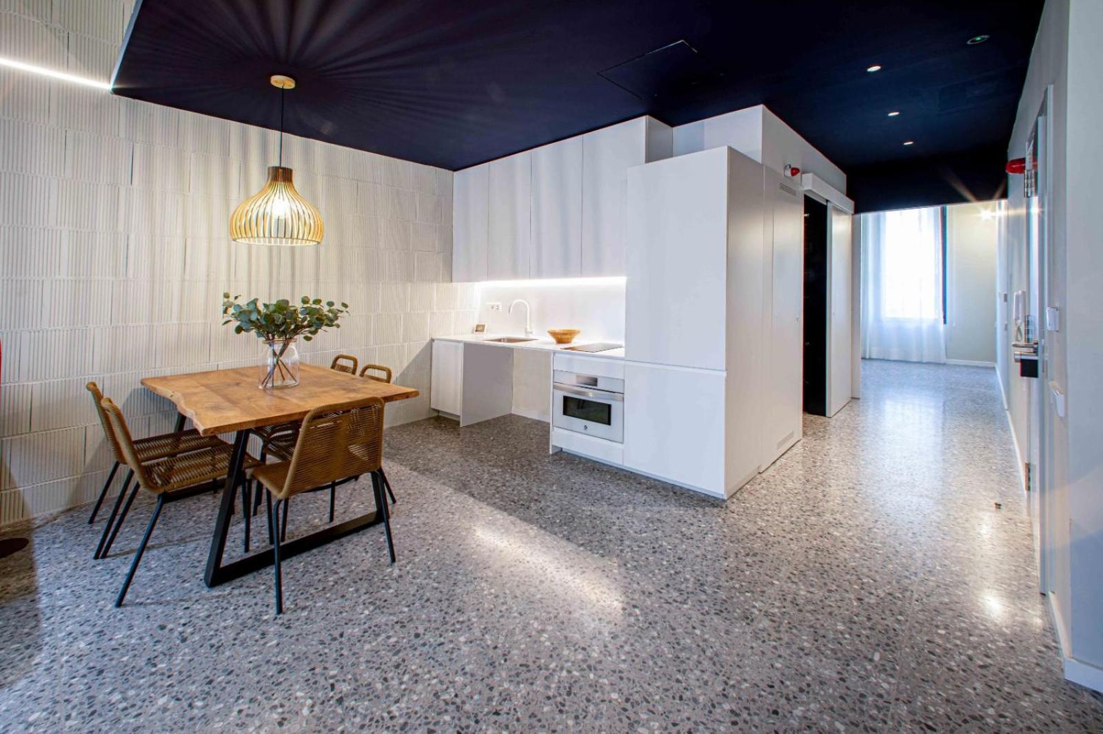 Barcelona Touch Apartments - Rosich view 4
