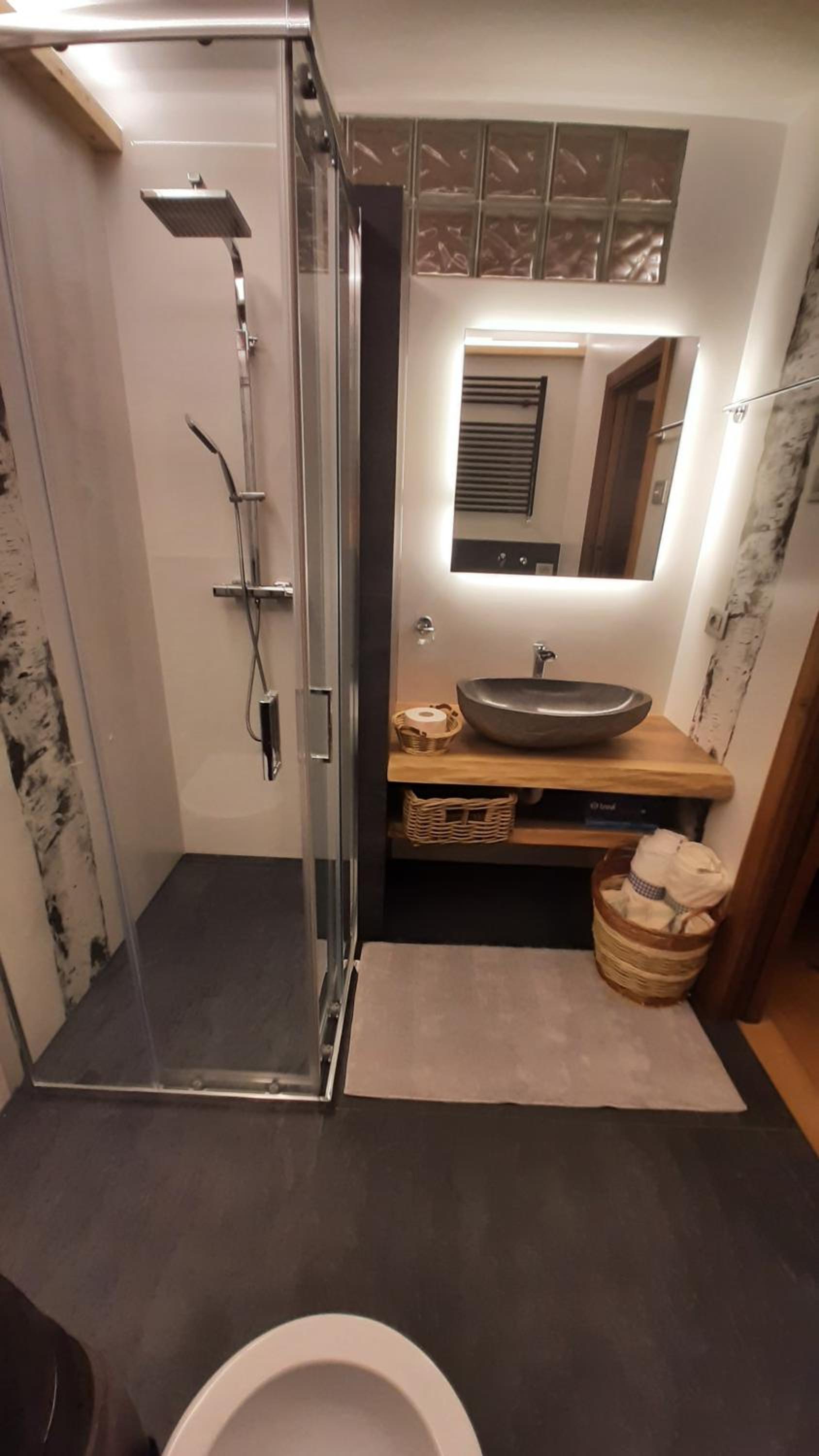 Appartamento Cirmolo en Peio — bathroom