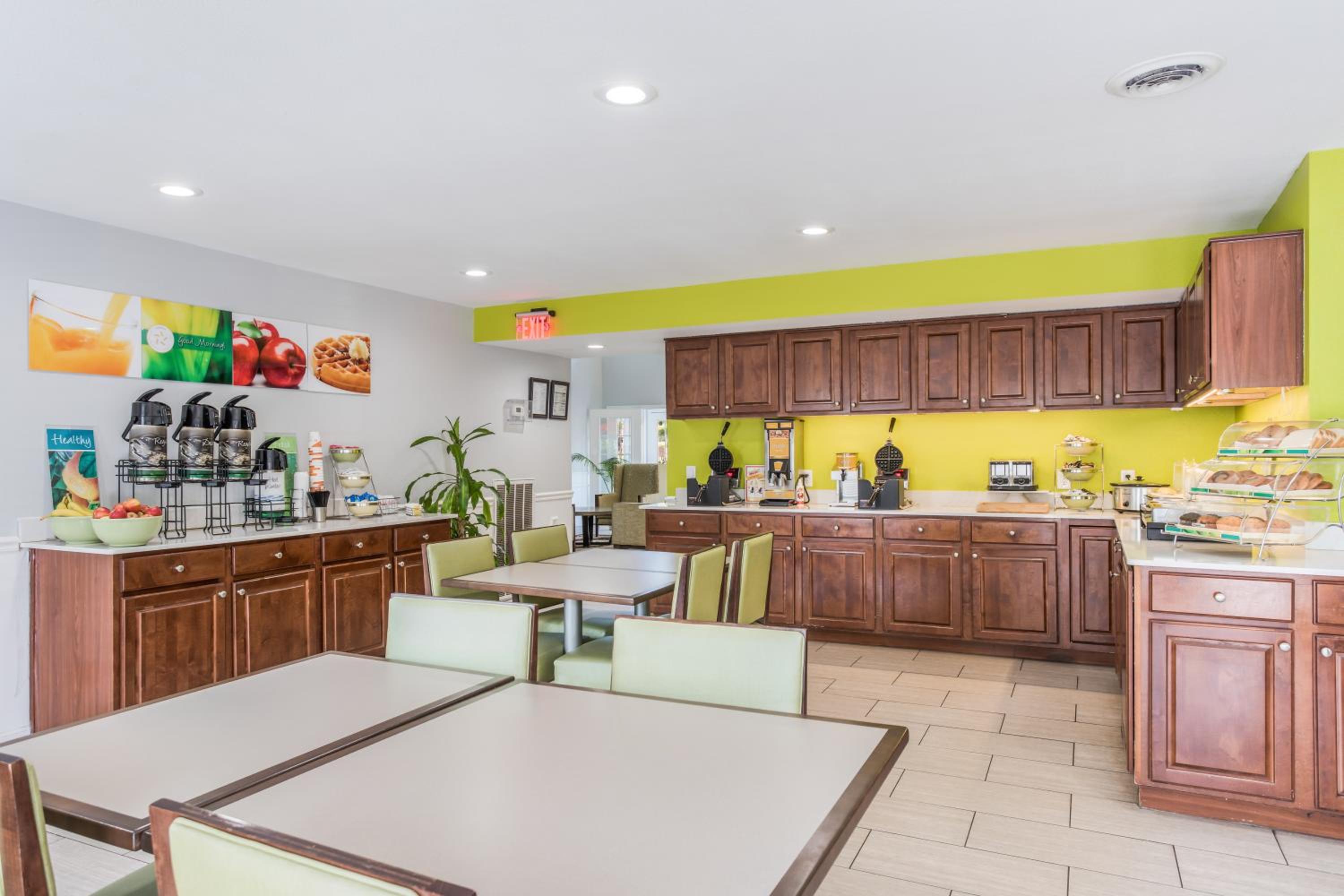 Quality Inn Gallatin-Nashville Metro - Property Image 27