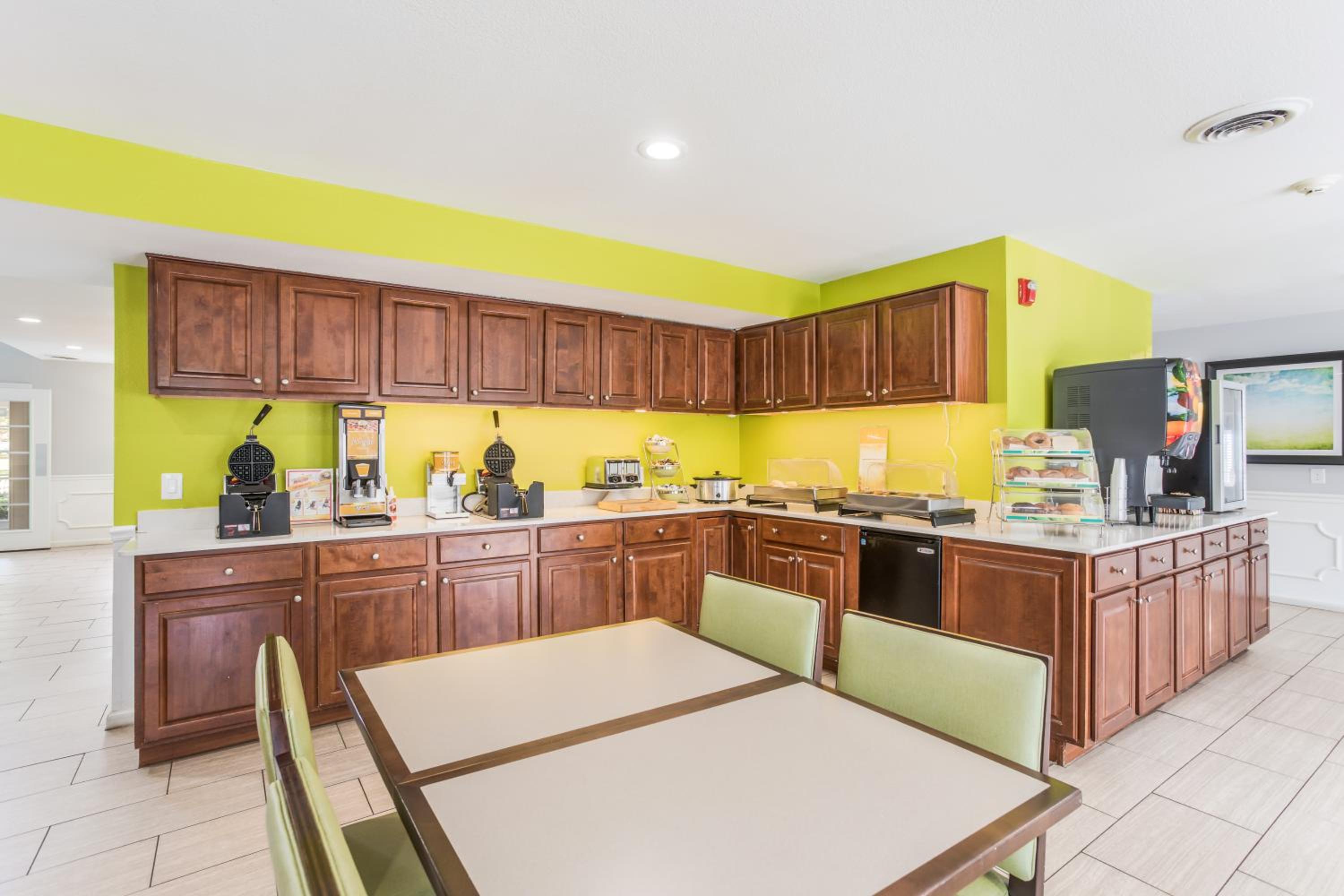 Quality Inn Gallatin-Nashville Metro - Property Image 49