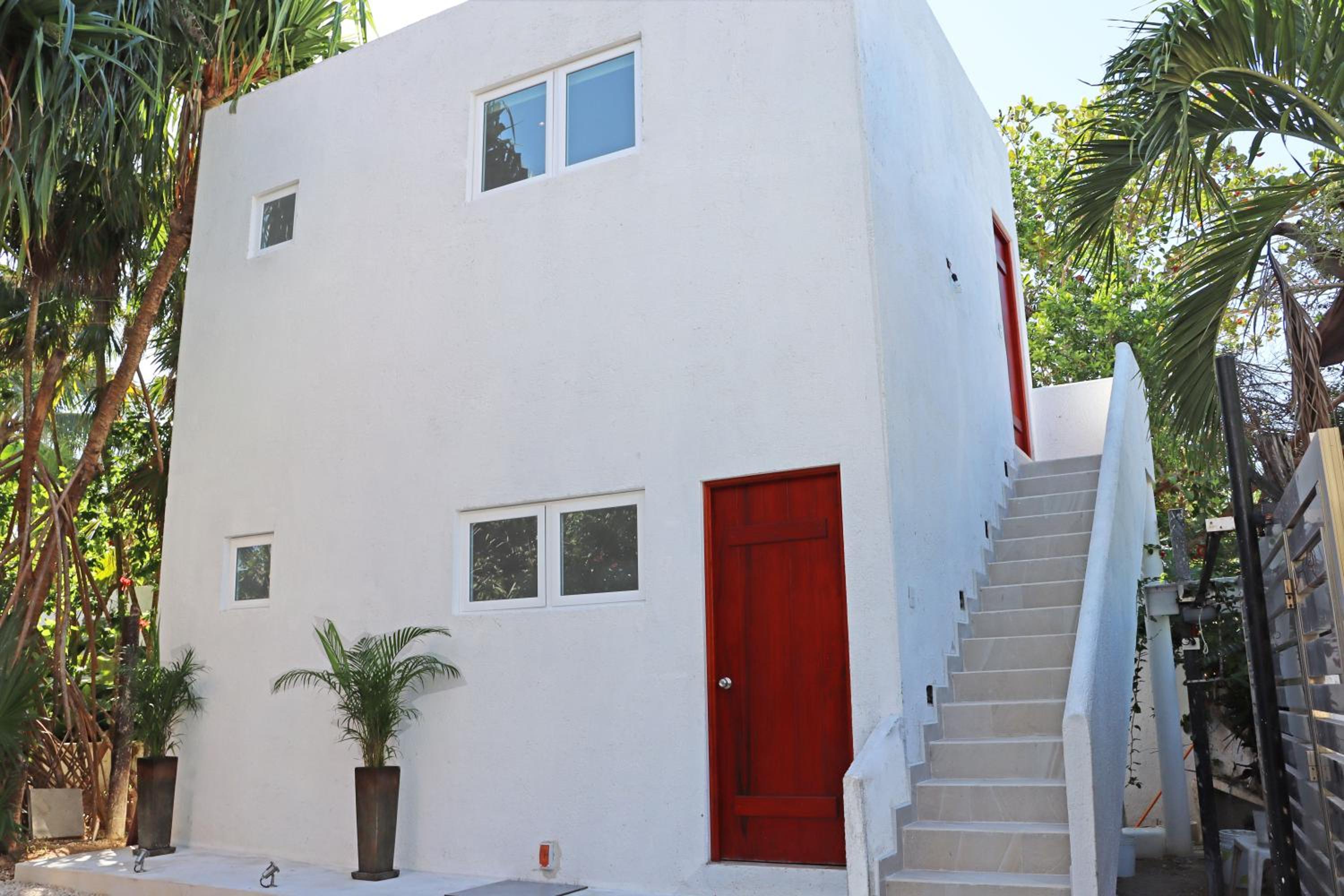 Photo 12