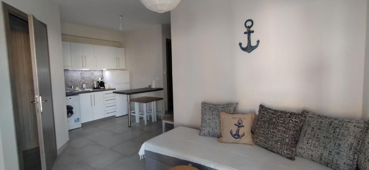 Happy Anchor Apartments view 4