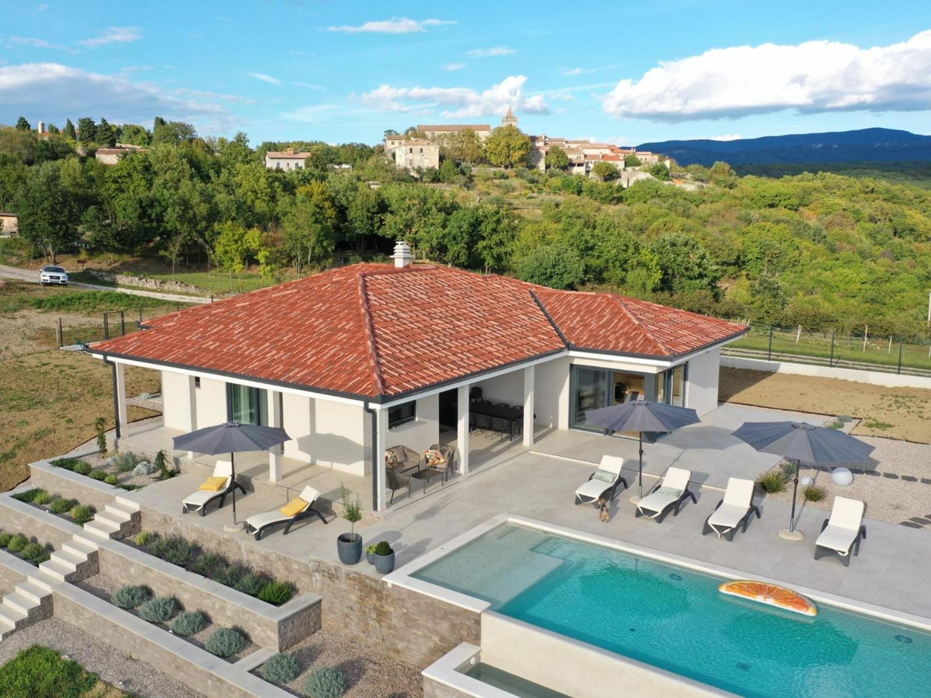 Villa Green Forest with wellness and heated salty pool