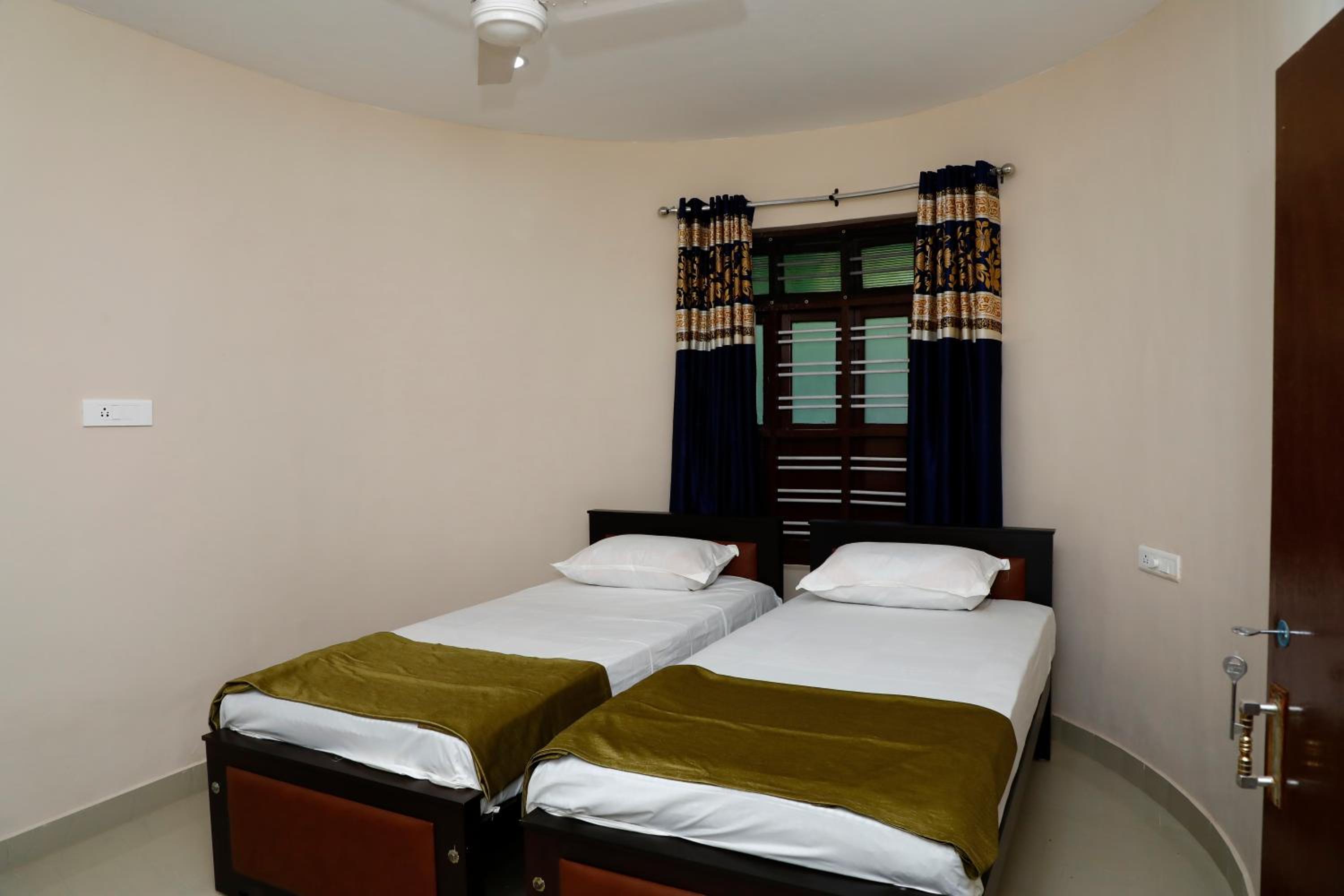 VALIYATH HOLIDAYS HOMESTAY view 3