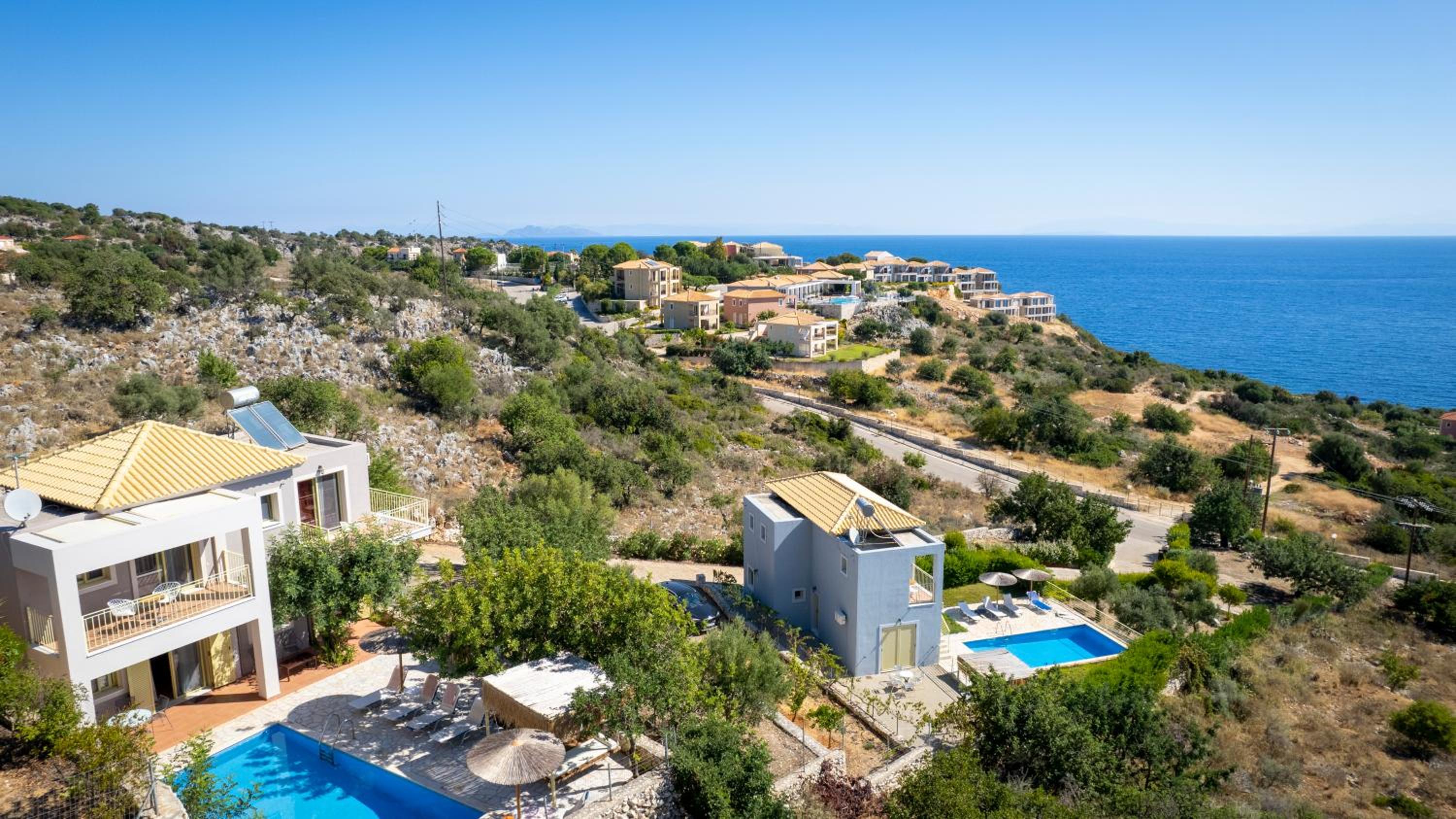 Hotel Astra Villas - Image 1