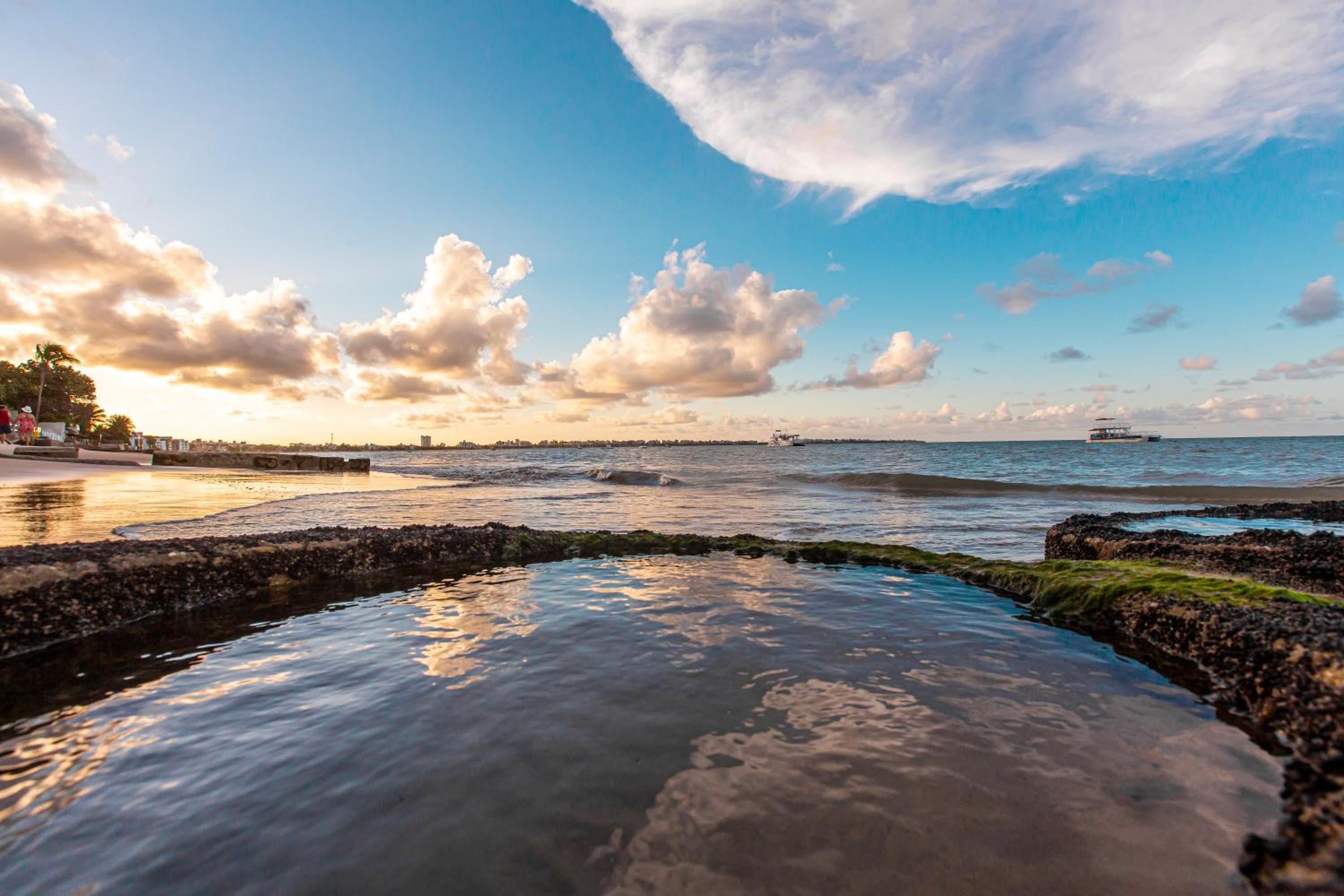 Apartamento Com Jacuzzi na Beira mar de João Pessoa no Branco Haus