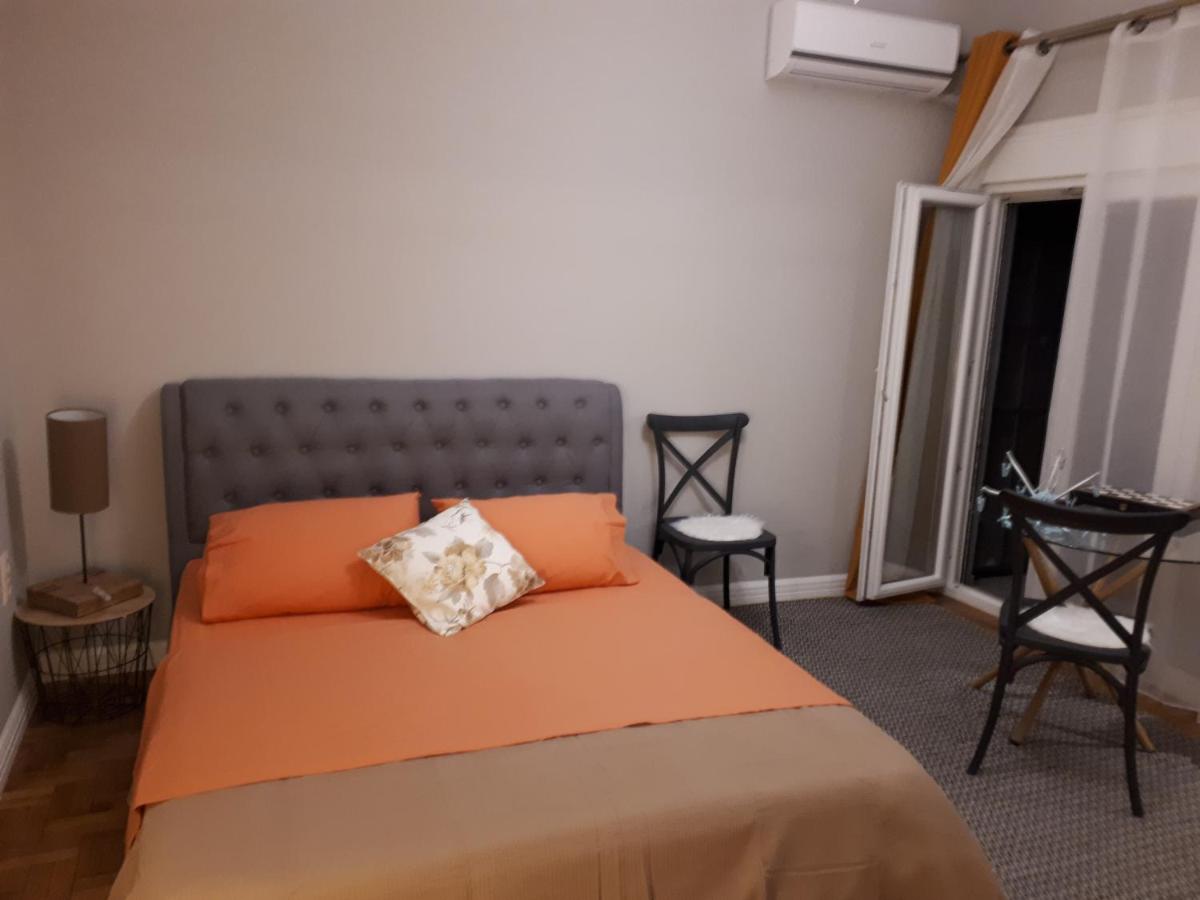 Myron, Athens - Cozy & King-Size Bed