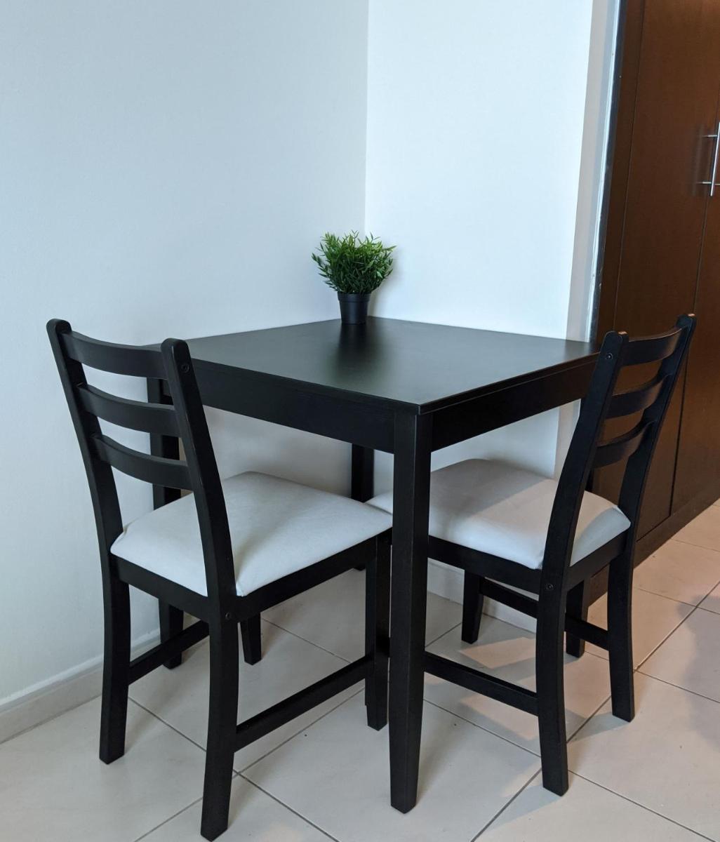 Fully Furnished Studio with Golf views and Gym