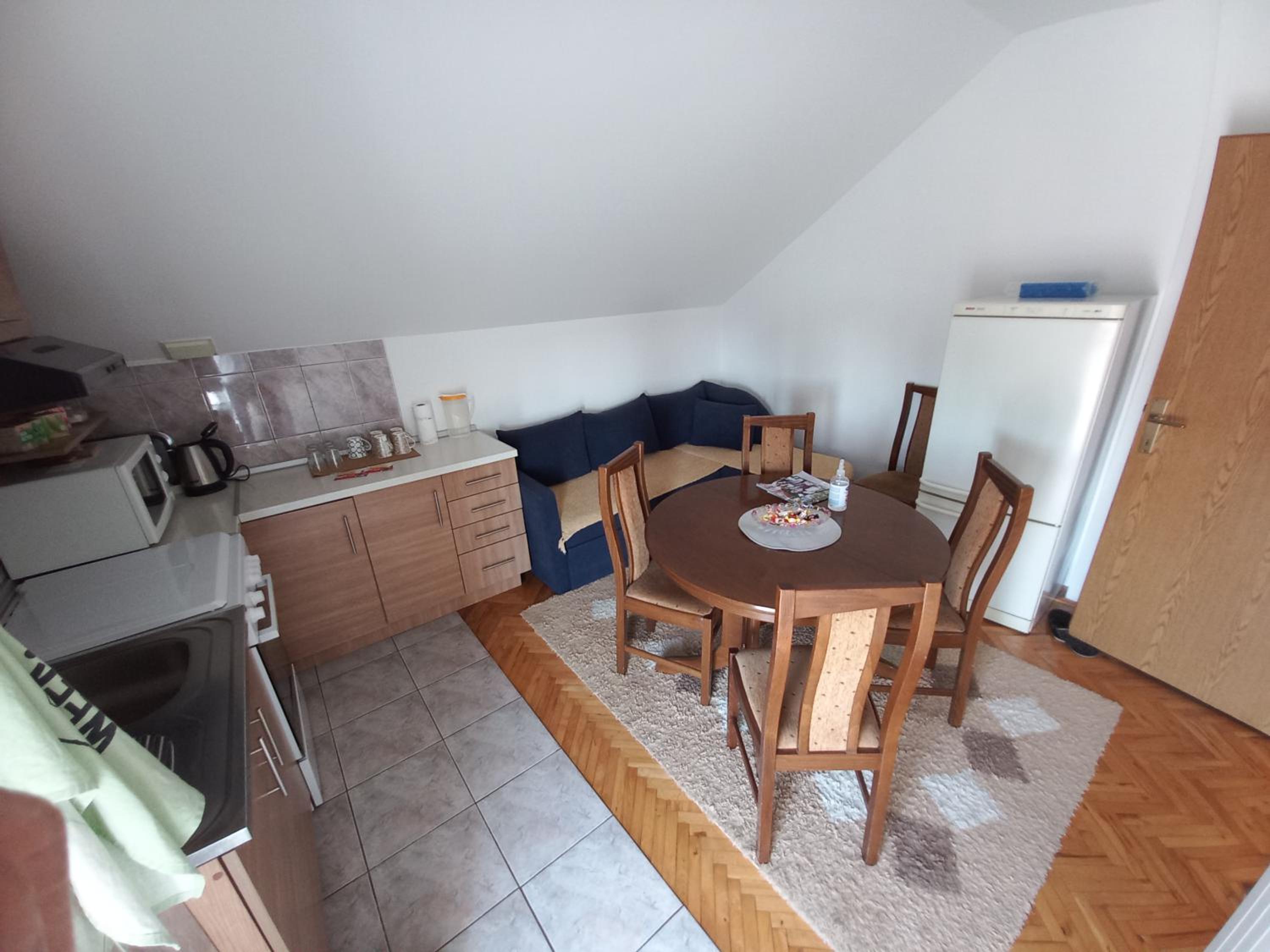 Apartmani Denis