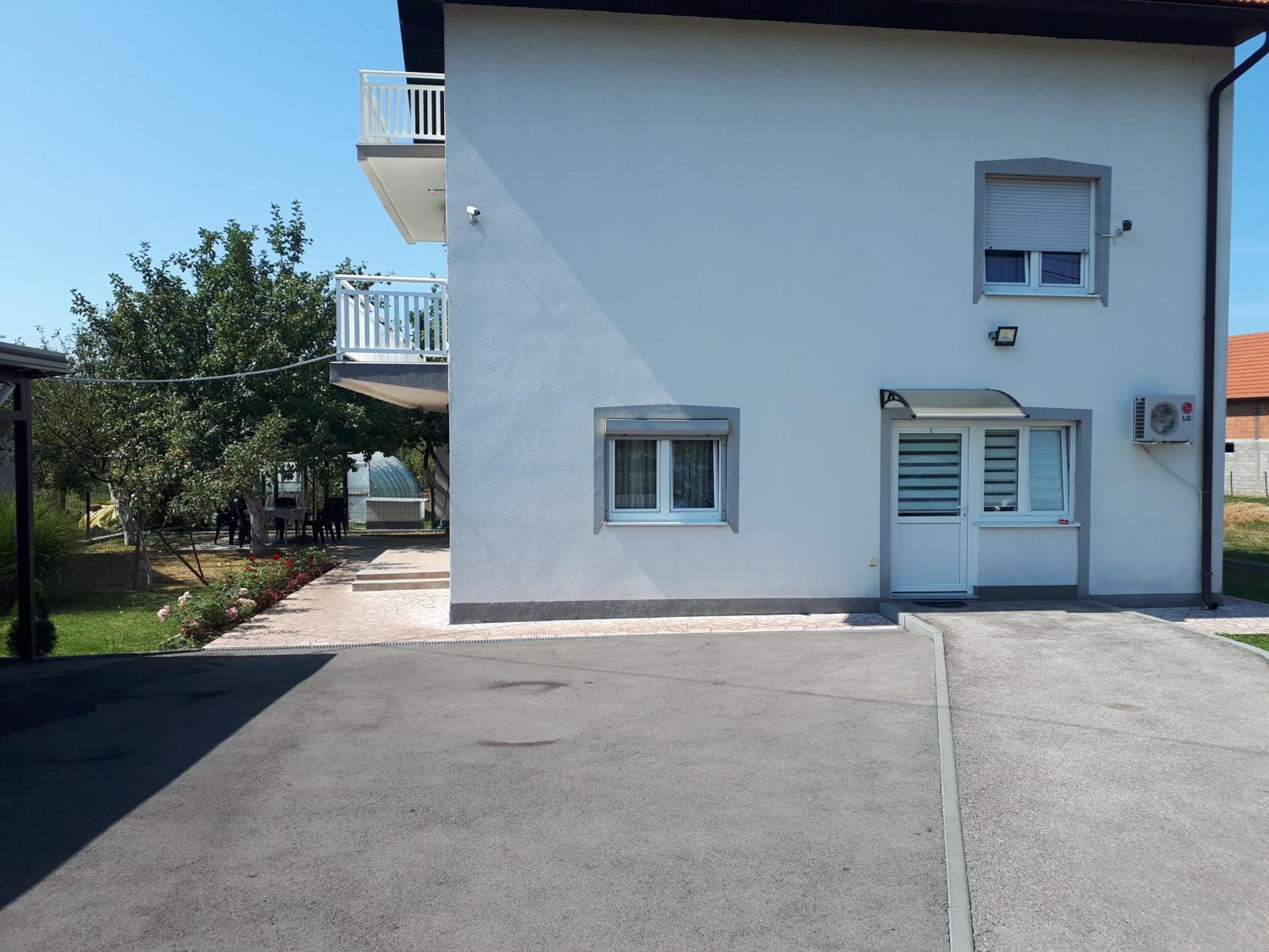 Apartmani Denis