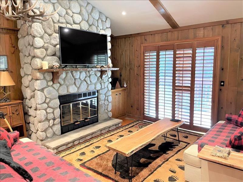 Beautiful Mountain Home home view 5