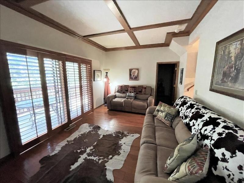 Beautiful Mountain Home home view 2