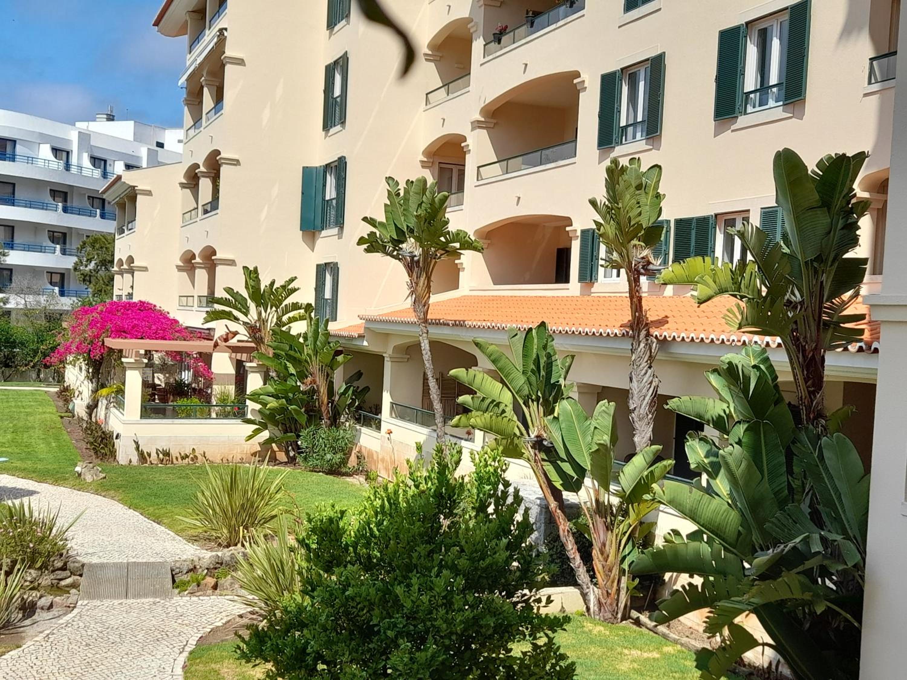 Luxury Apartment near Cascais Town & Marina view 4