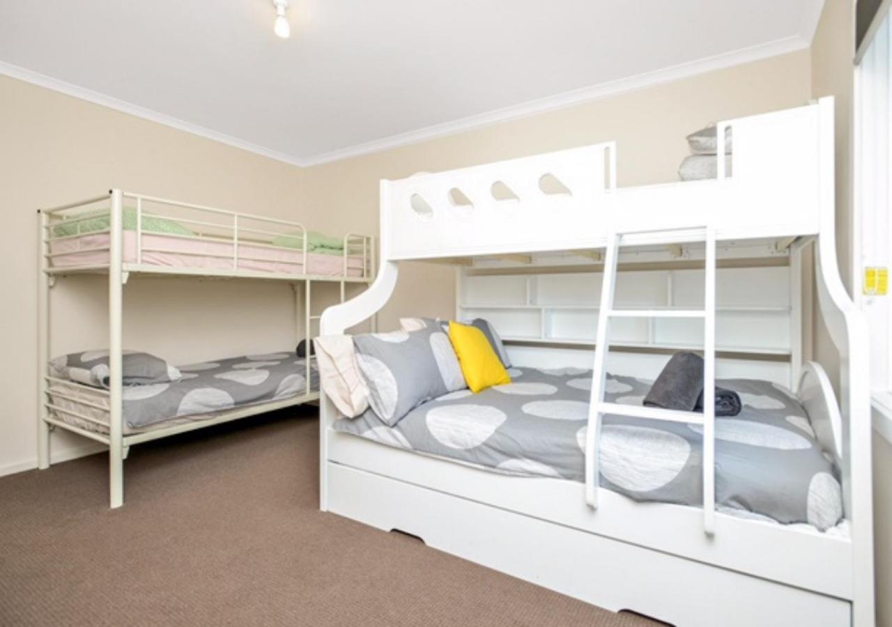 Ballantrae - pet friendly, wifi