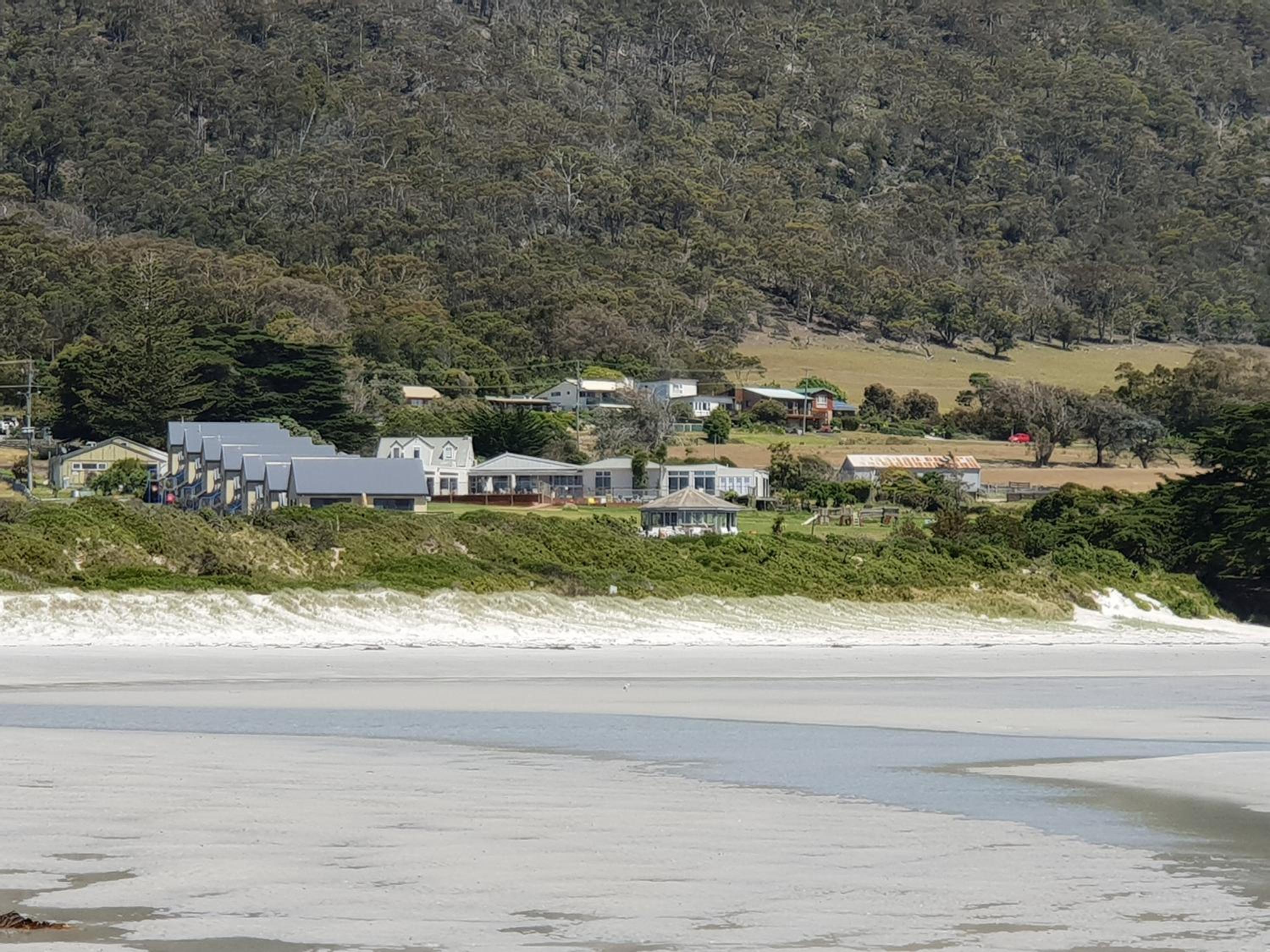 Diamond Island Resort, Restaurant & Bar and Penguin Show