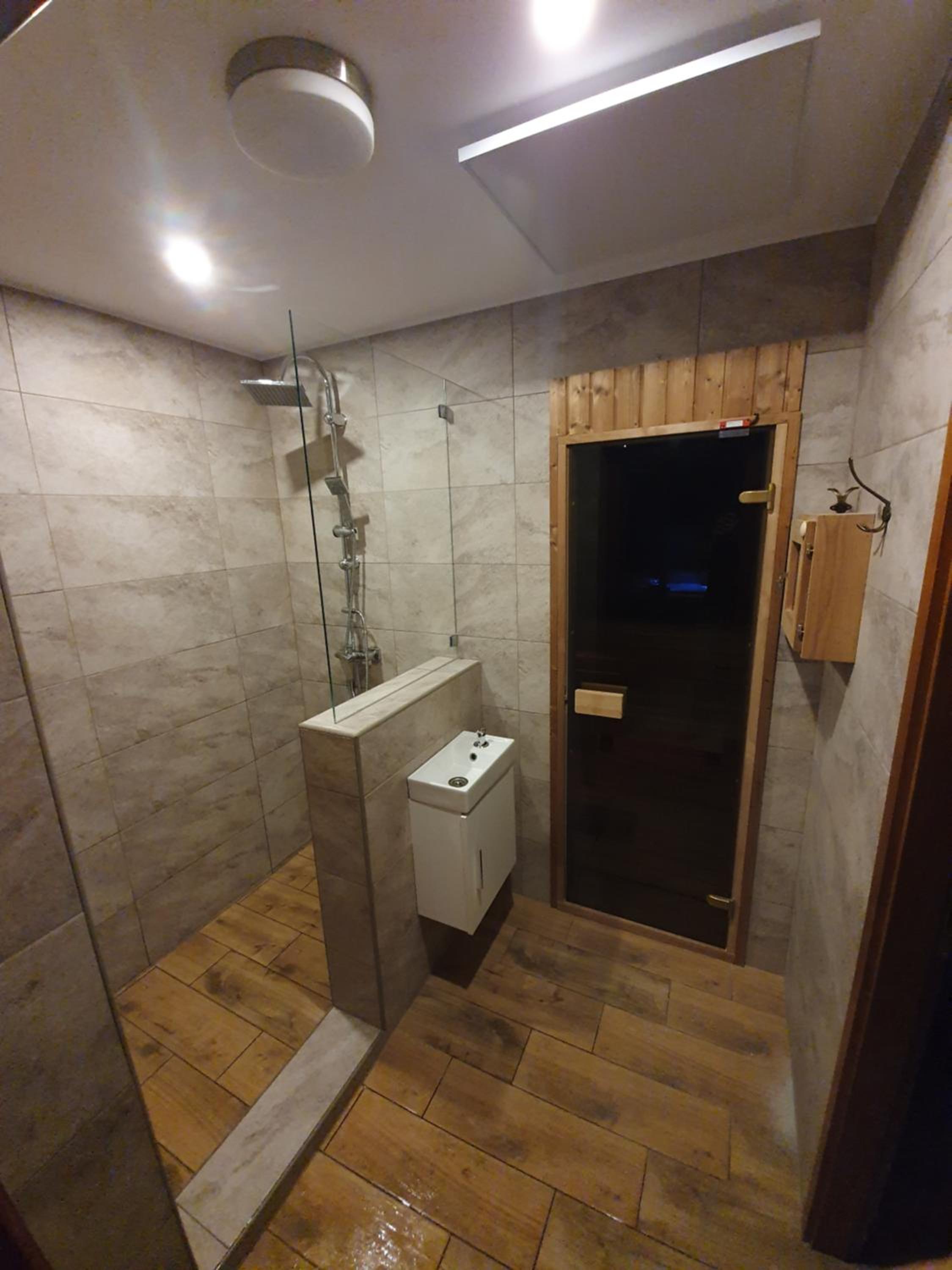 Photo 29
