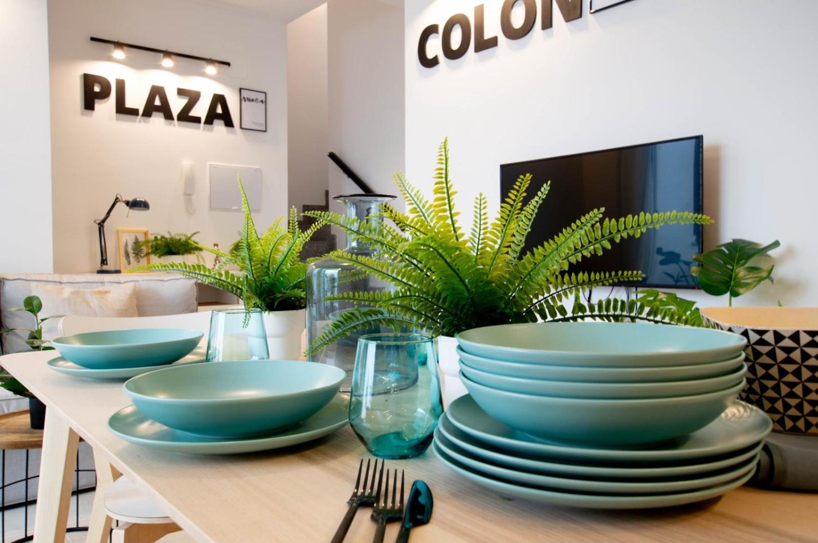 La Plaza-Colón