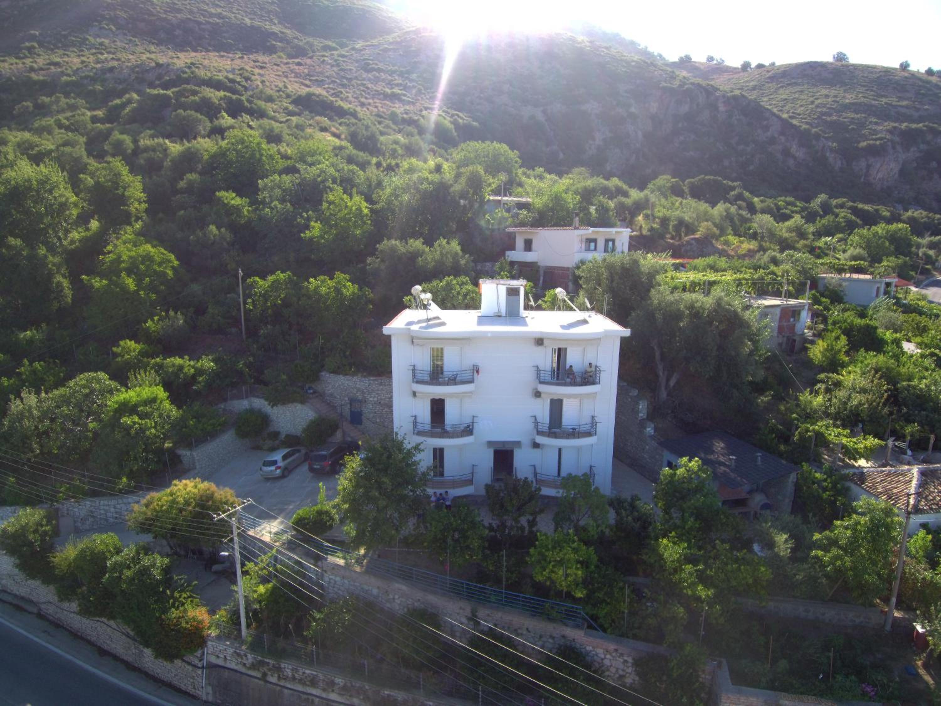 Apartments Vila Emiliano