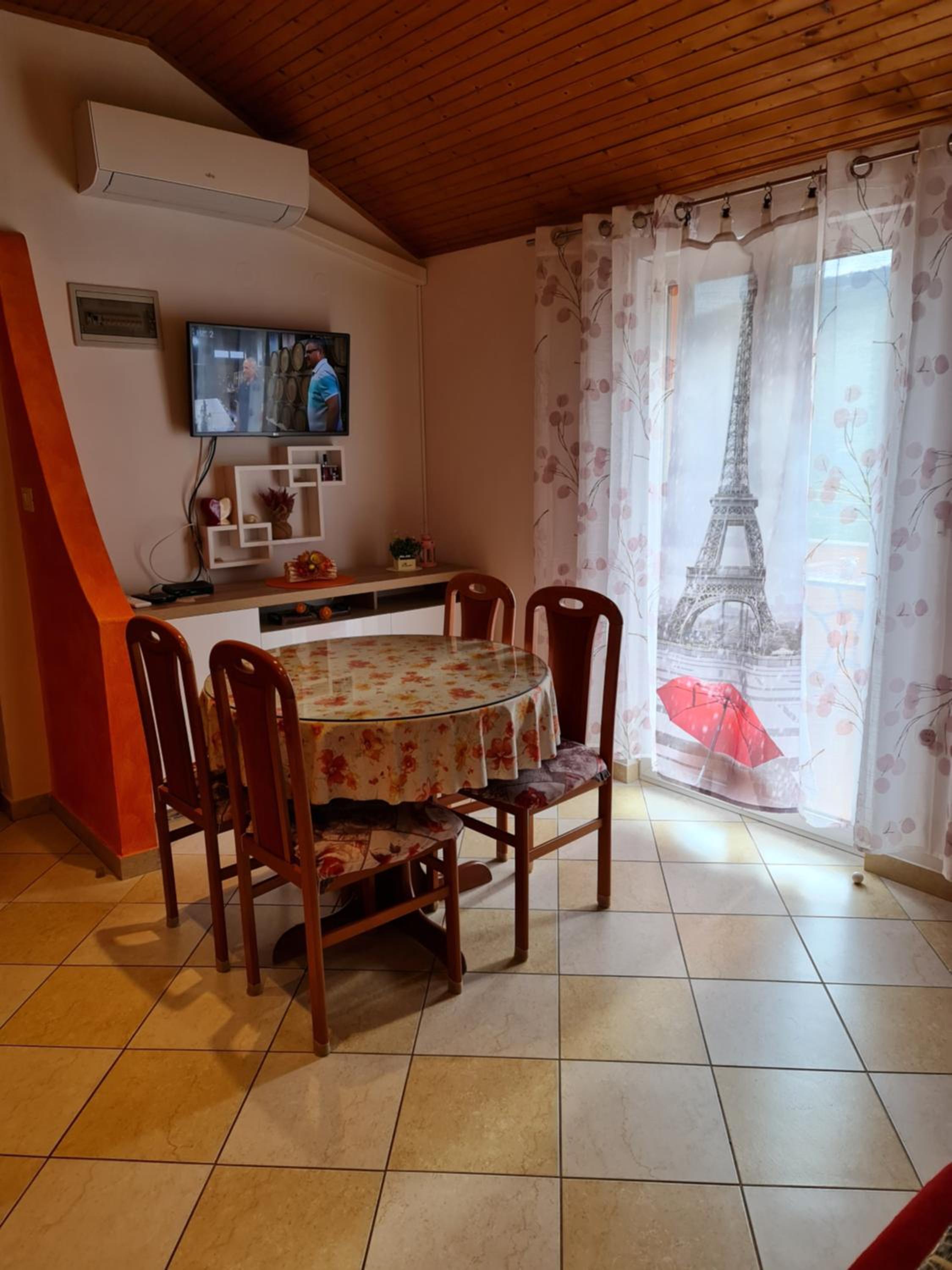 Diana Apartman view 5
