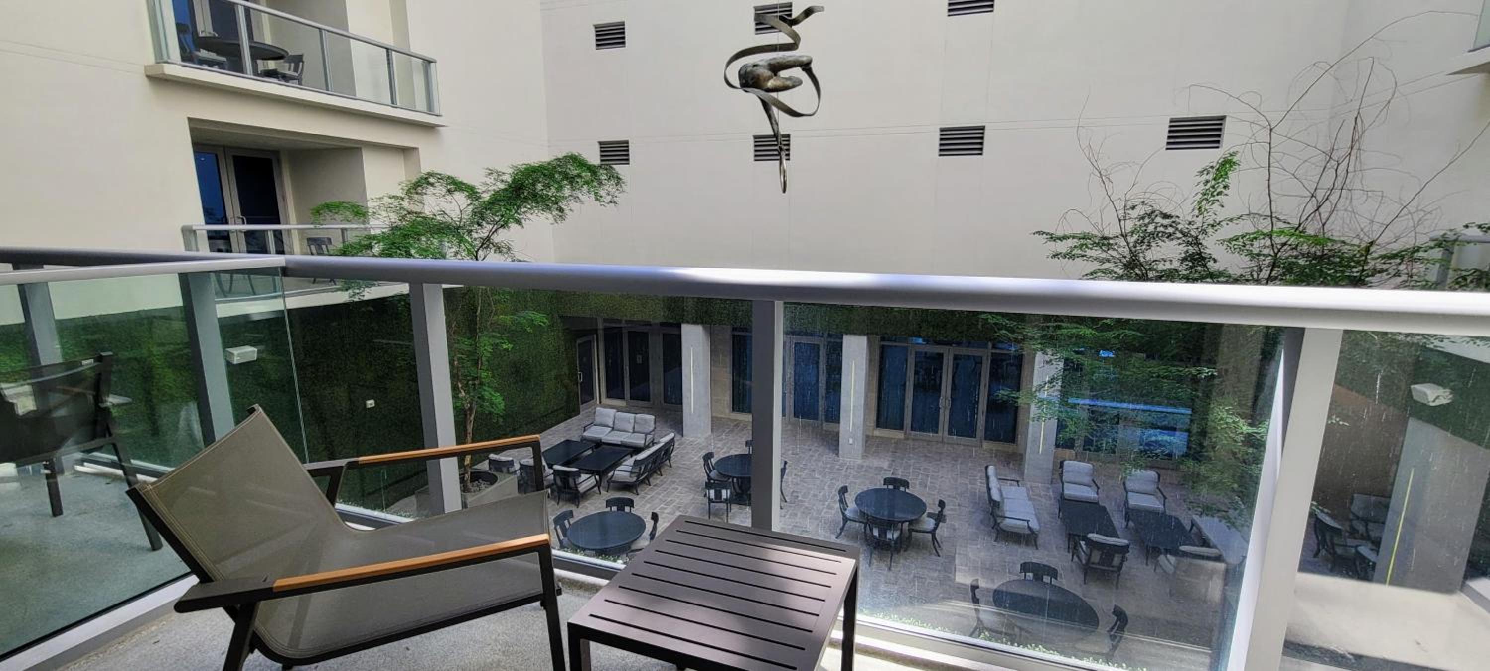 CH Luxury Condos & Studios On The Beach view 3