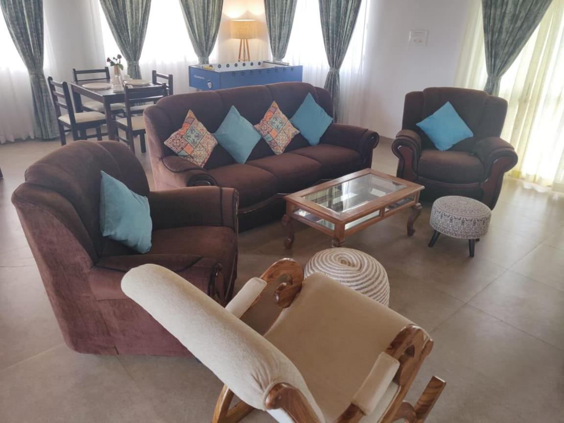 Elegant holiday homes Coorg view 4