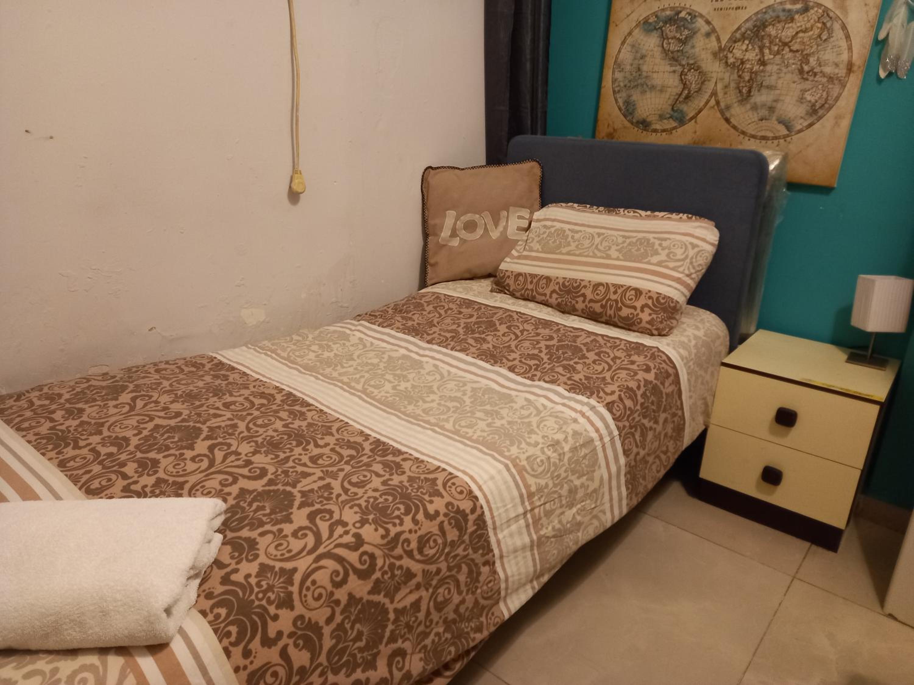 Hostel BU93