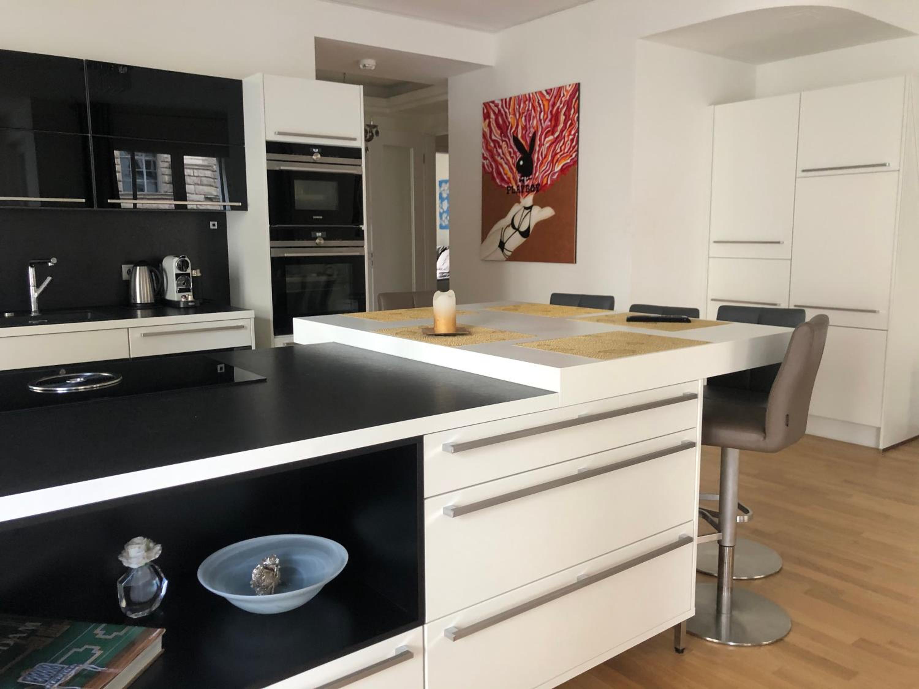 Luxury 145 m2 Apartment with Terrace