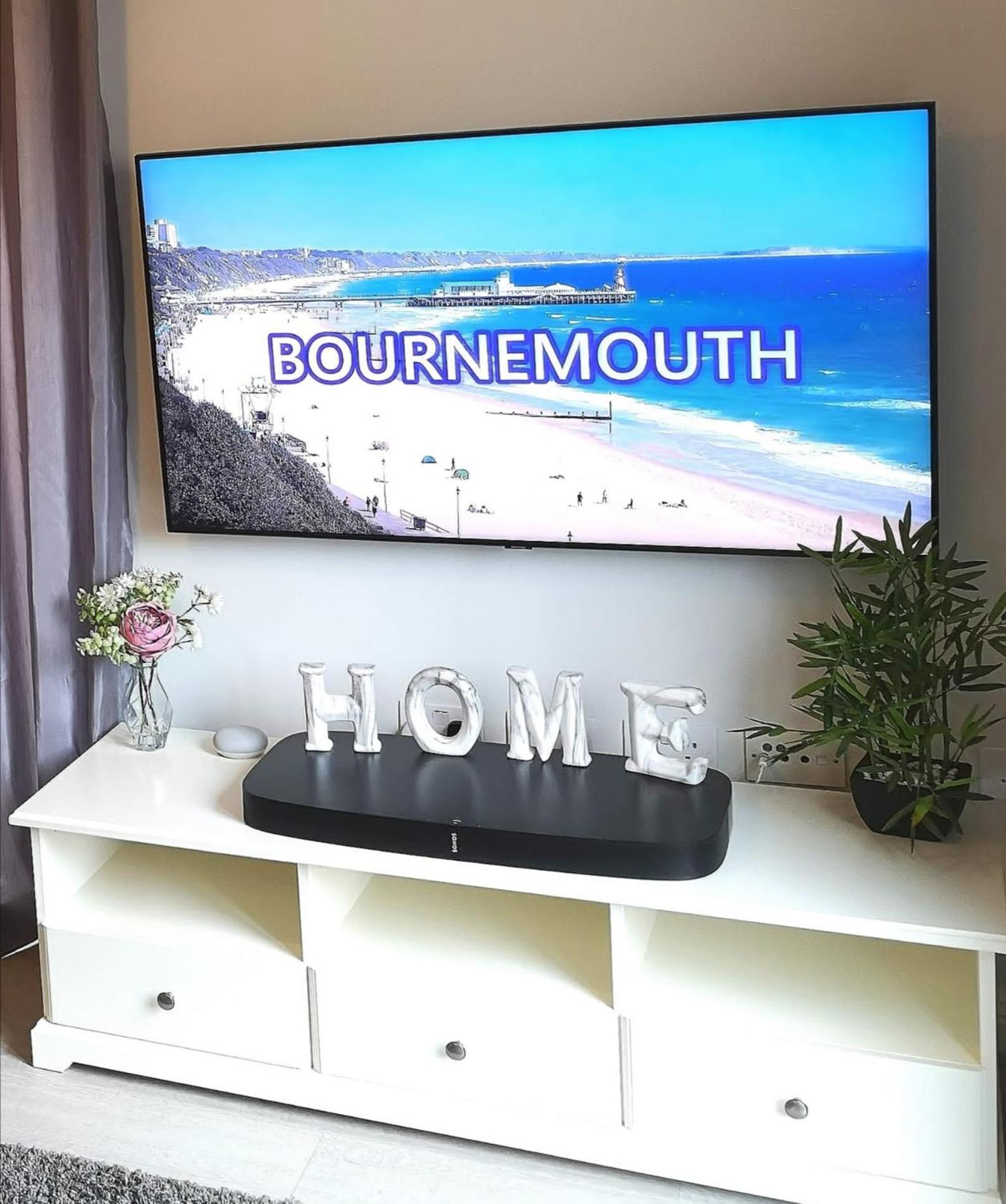 Modern House in Bournemouth town centre view 4
