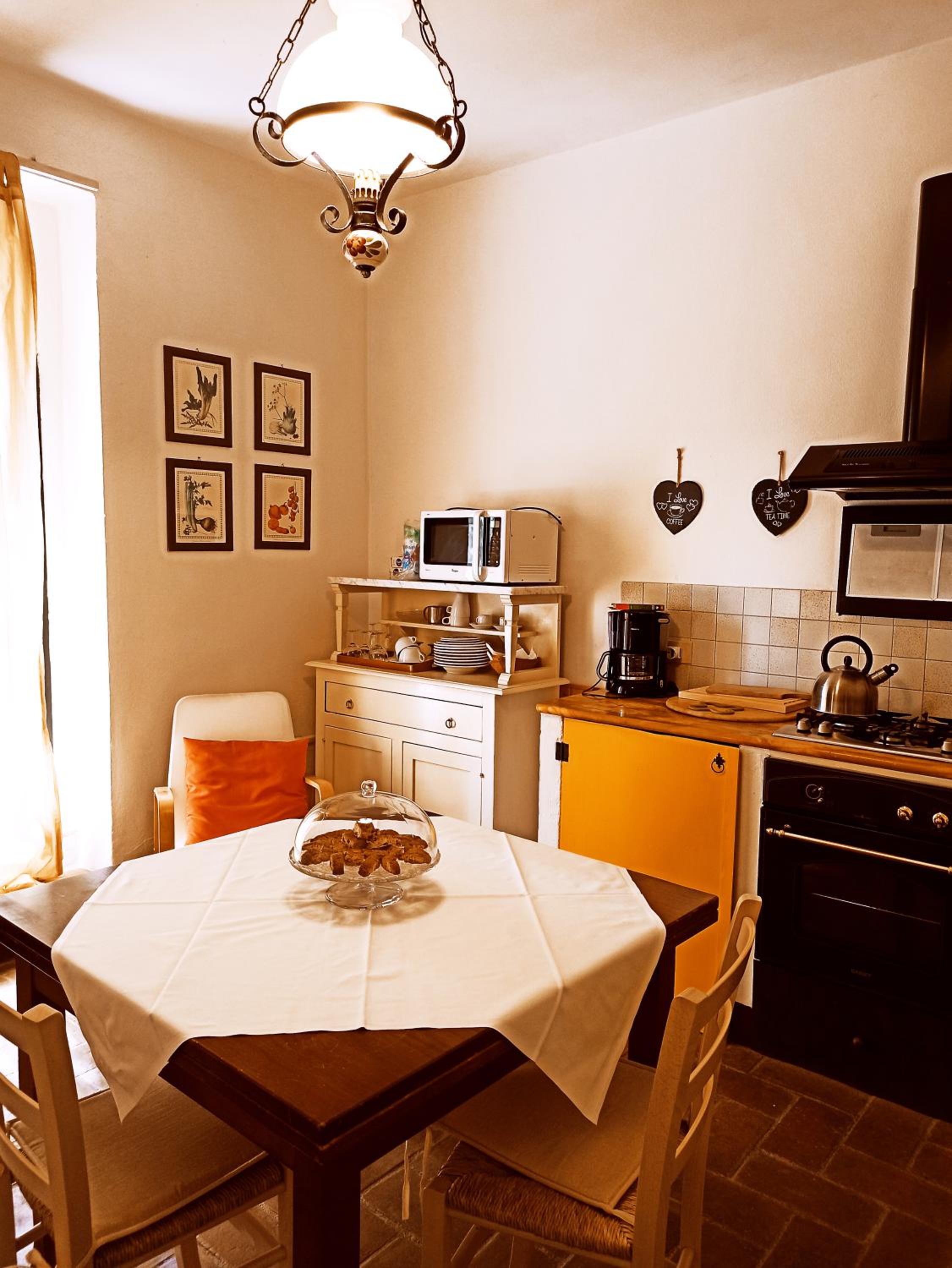 Podere Cartaio Bio Farm, private pool, AirC