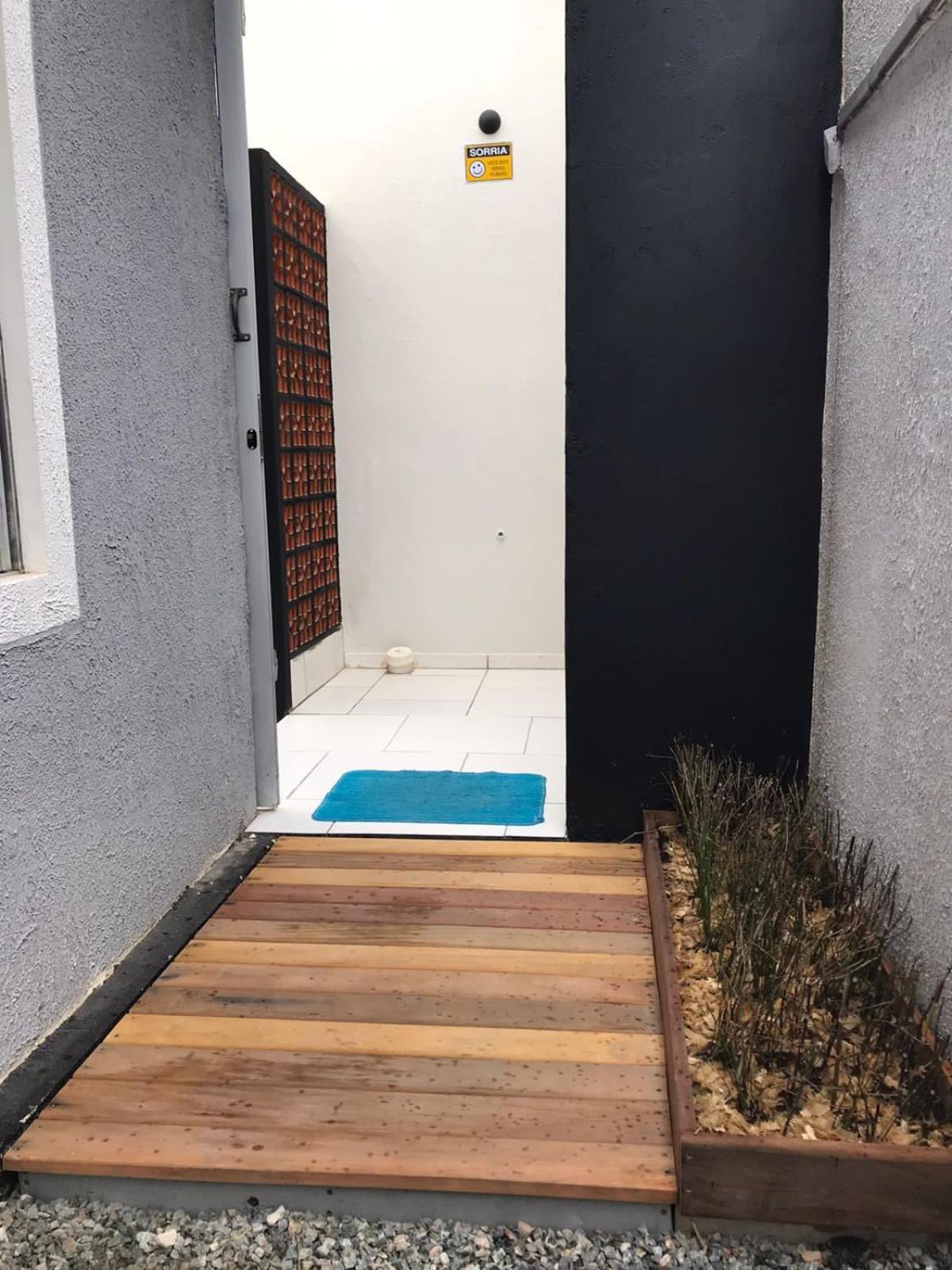 Casa Enseada 3 quartos para até 6 pessoas com 2 ar split