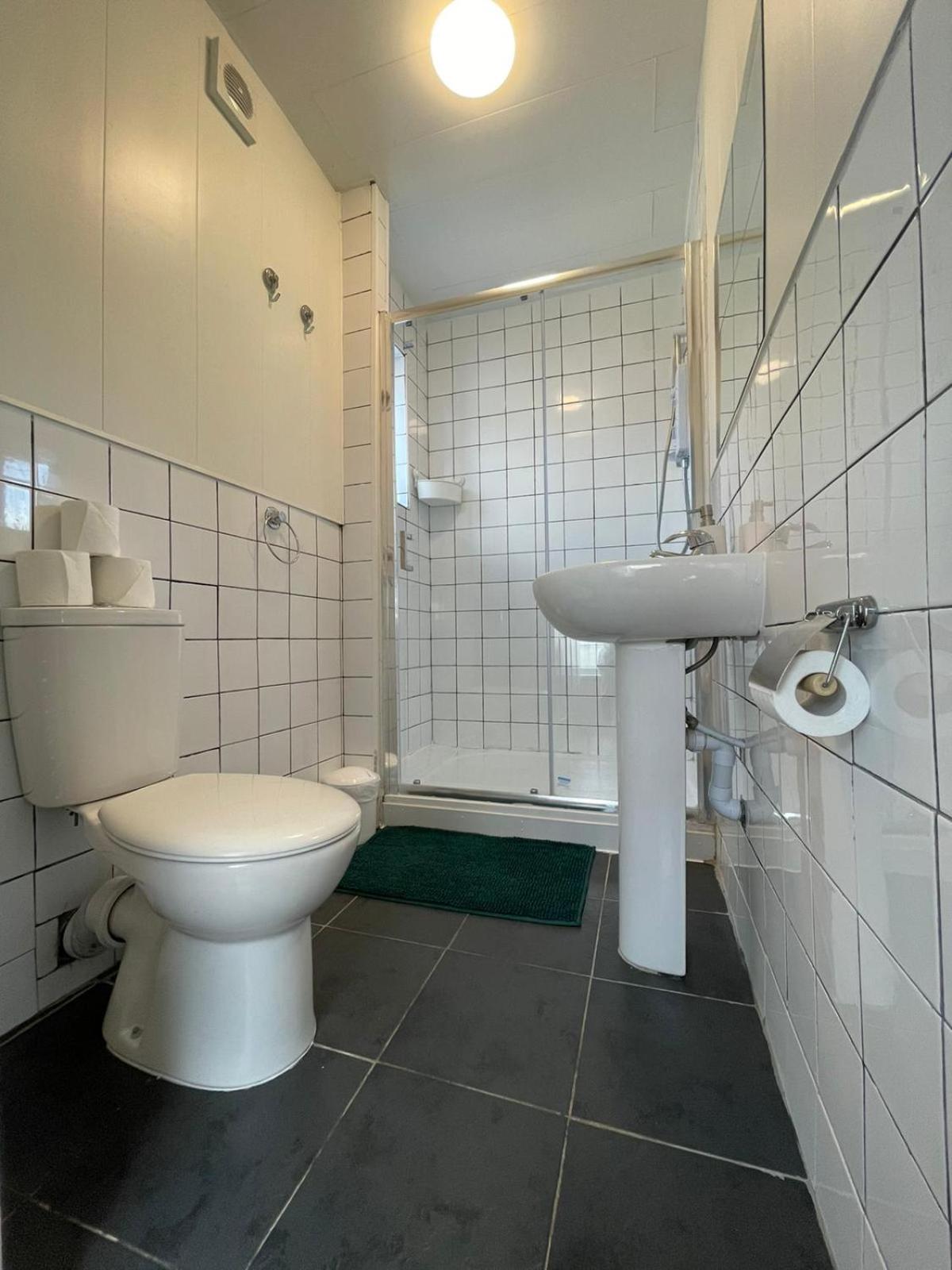 Ariana House Hotel-Families and Couples Only