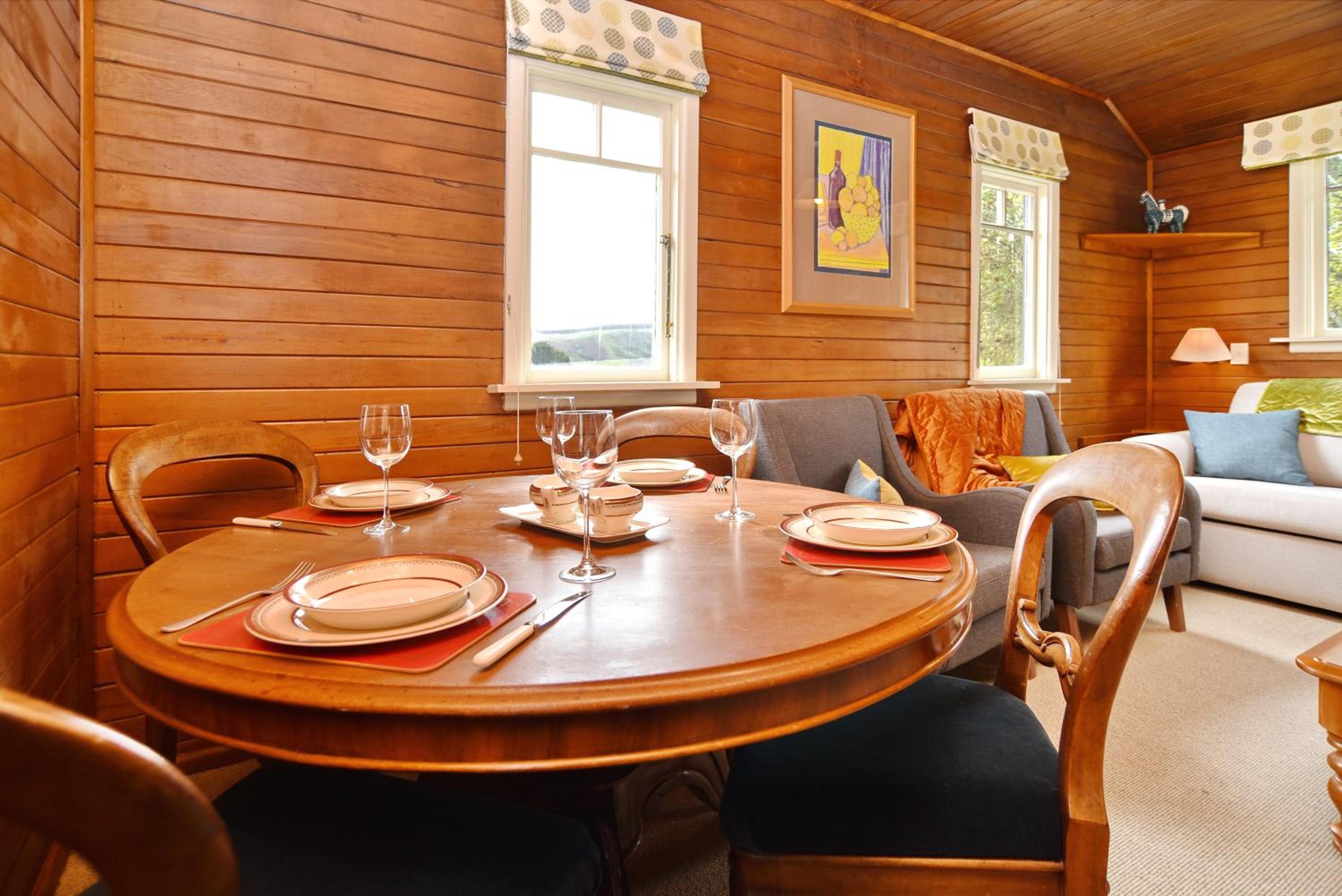 Otahuna Hideaway - Christchurch Holiday Homes view 4
