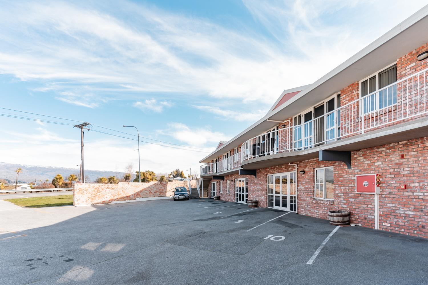 Alexandra Heights Motel