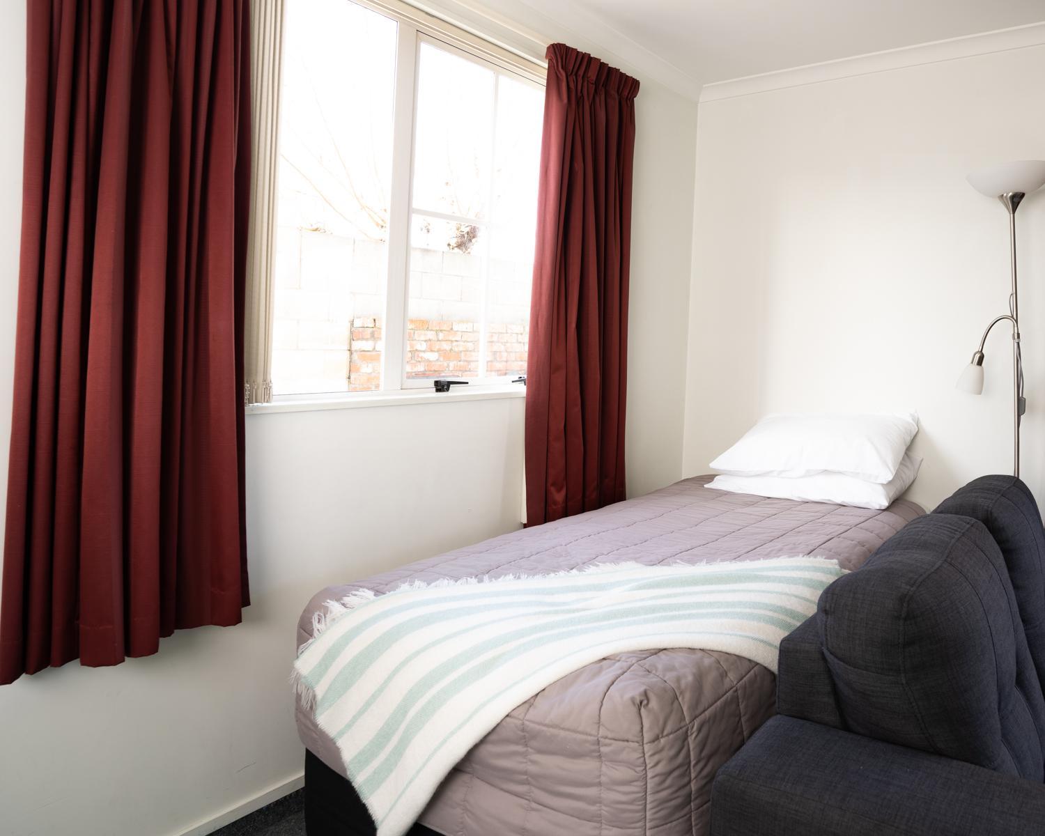 Alexandra Heights Motel
