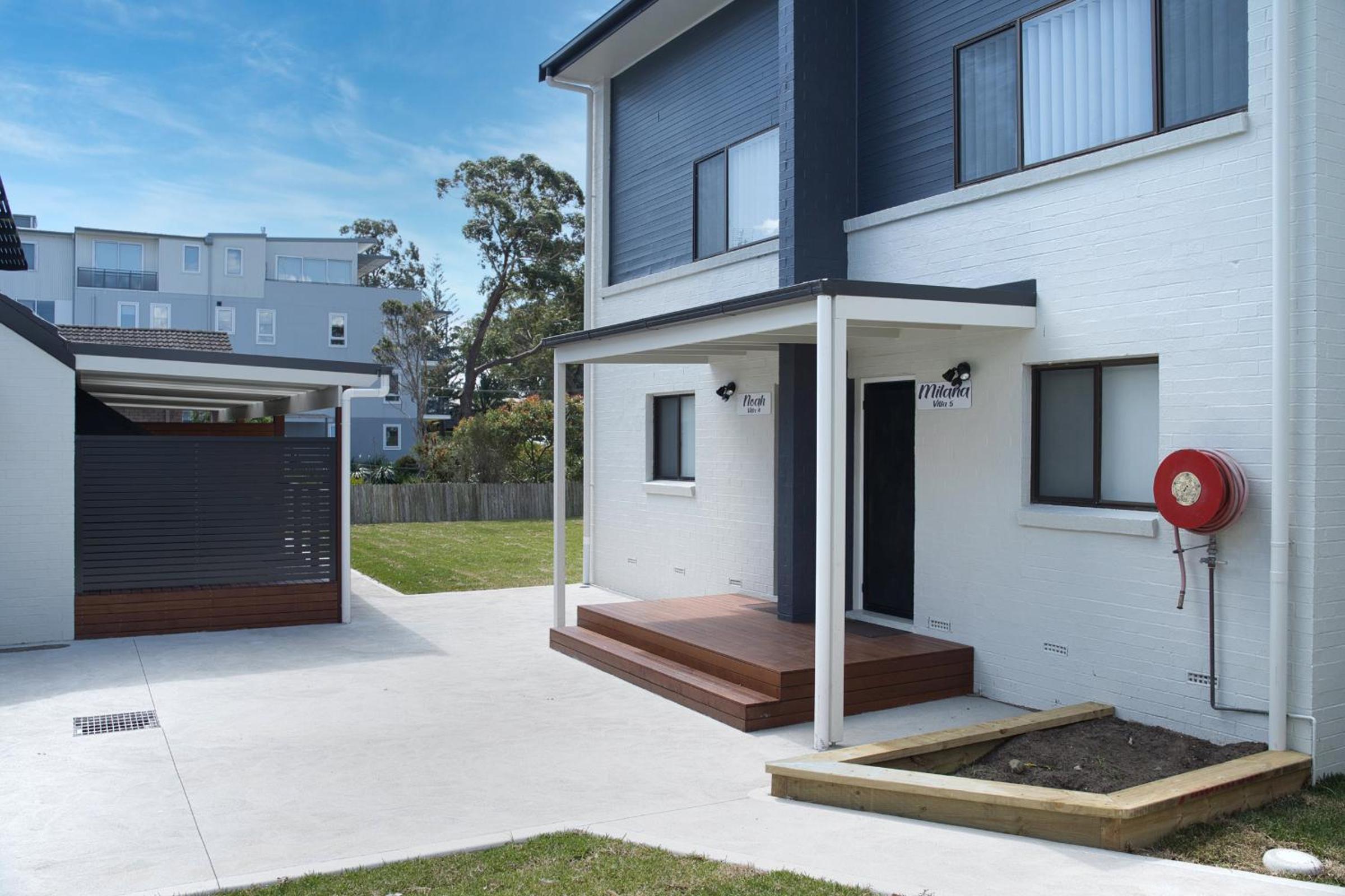 Husky 56 Beachfront Villa's - great location on the beach