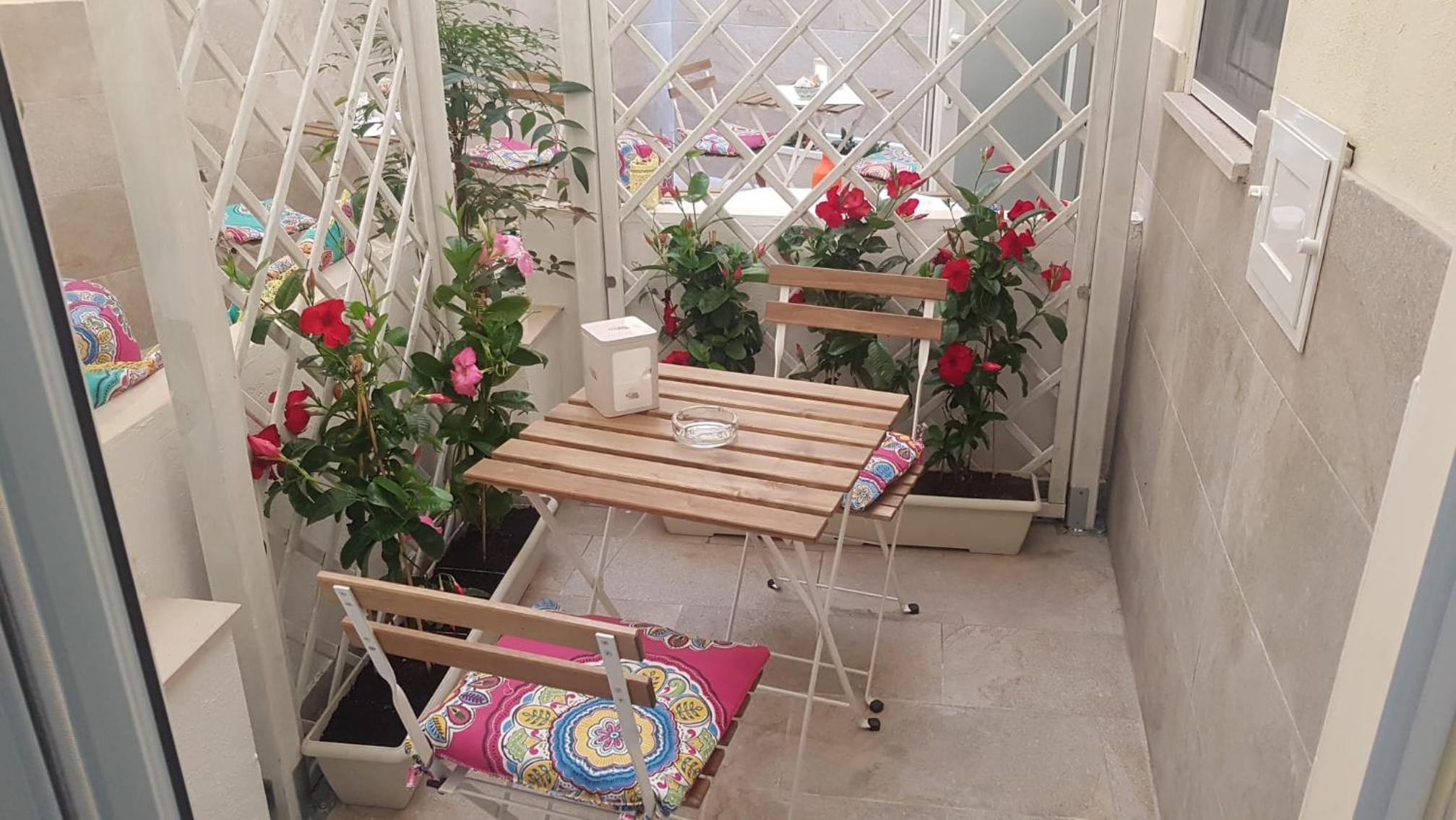 Dimora Fantasia Charme B&B - Image 4